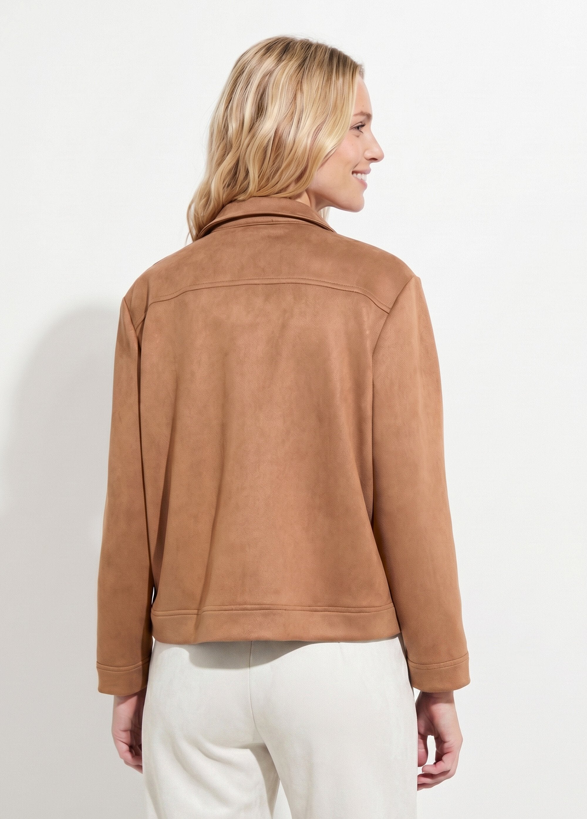 Buttoned_suede_jacket_with_notched_collar_camel_DO1_slim
