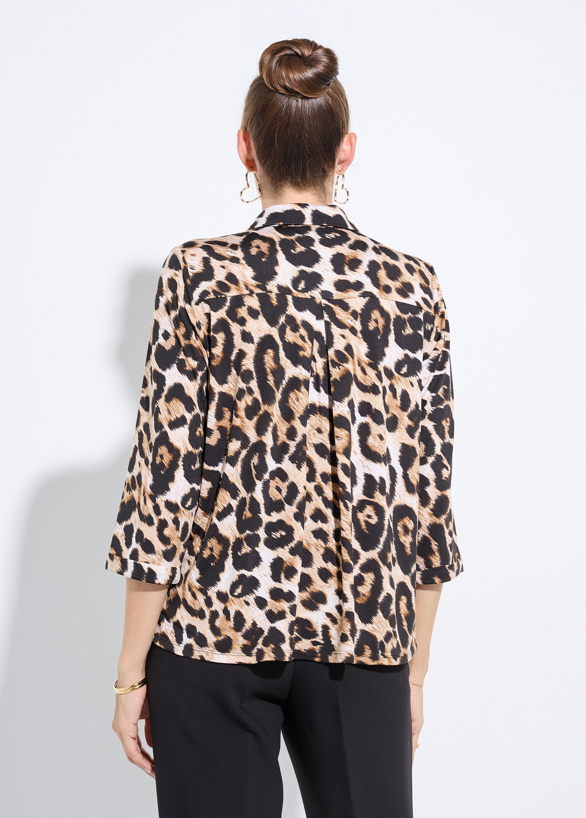 Leopard_print_blouse_with_tailored_collar_Leopard_DO1_slim