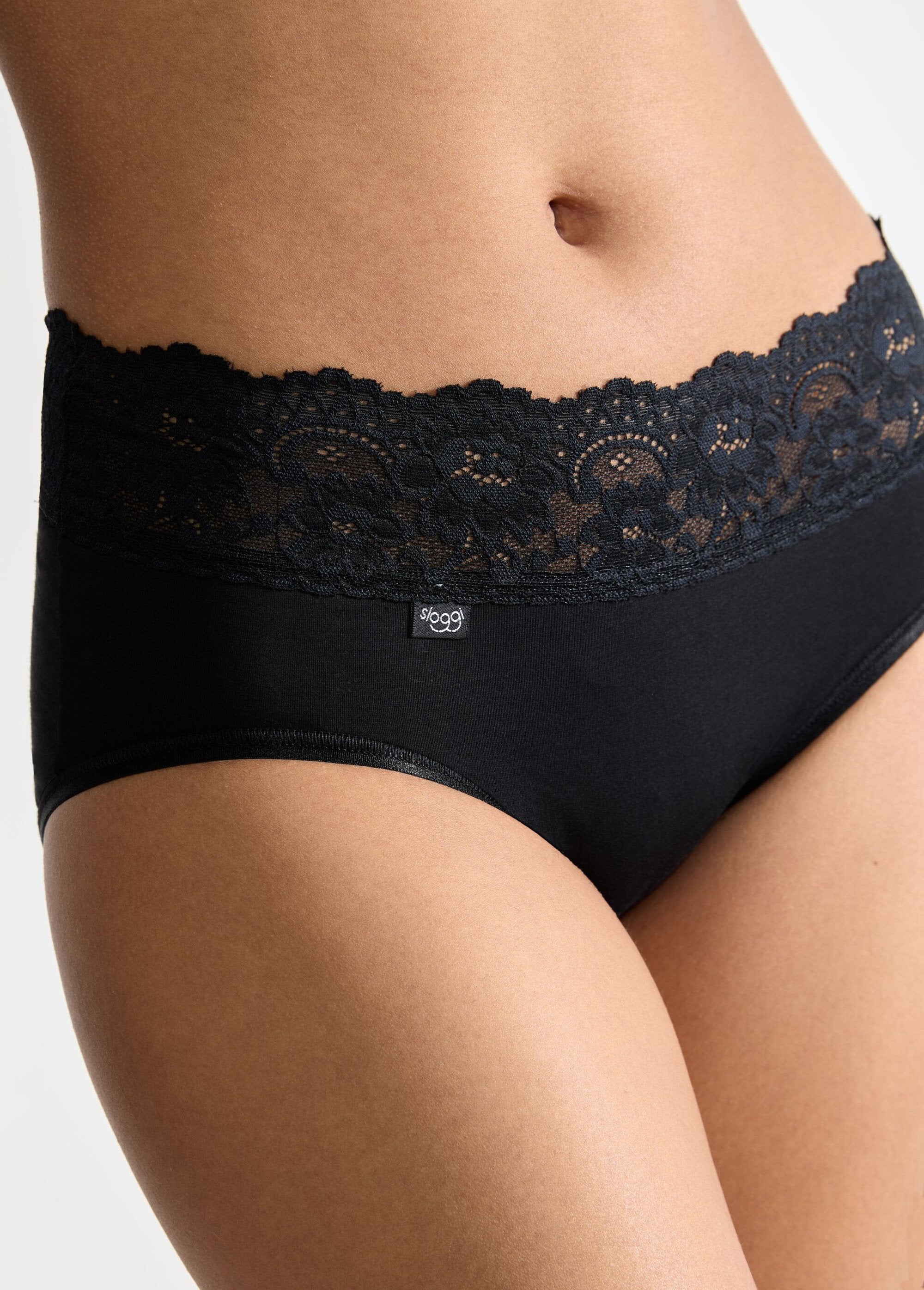 High_midi_panties_with_lace_Black_DE1_slim