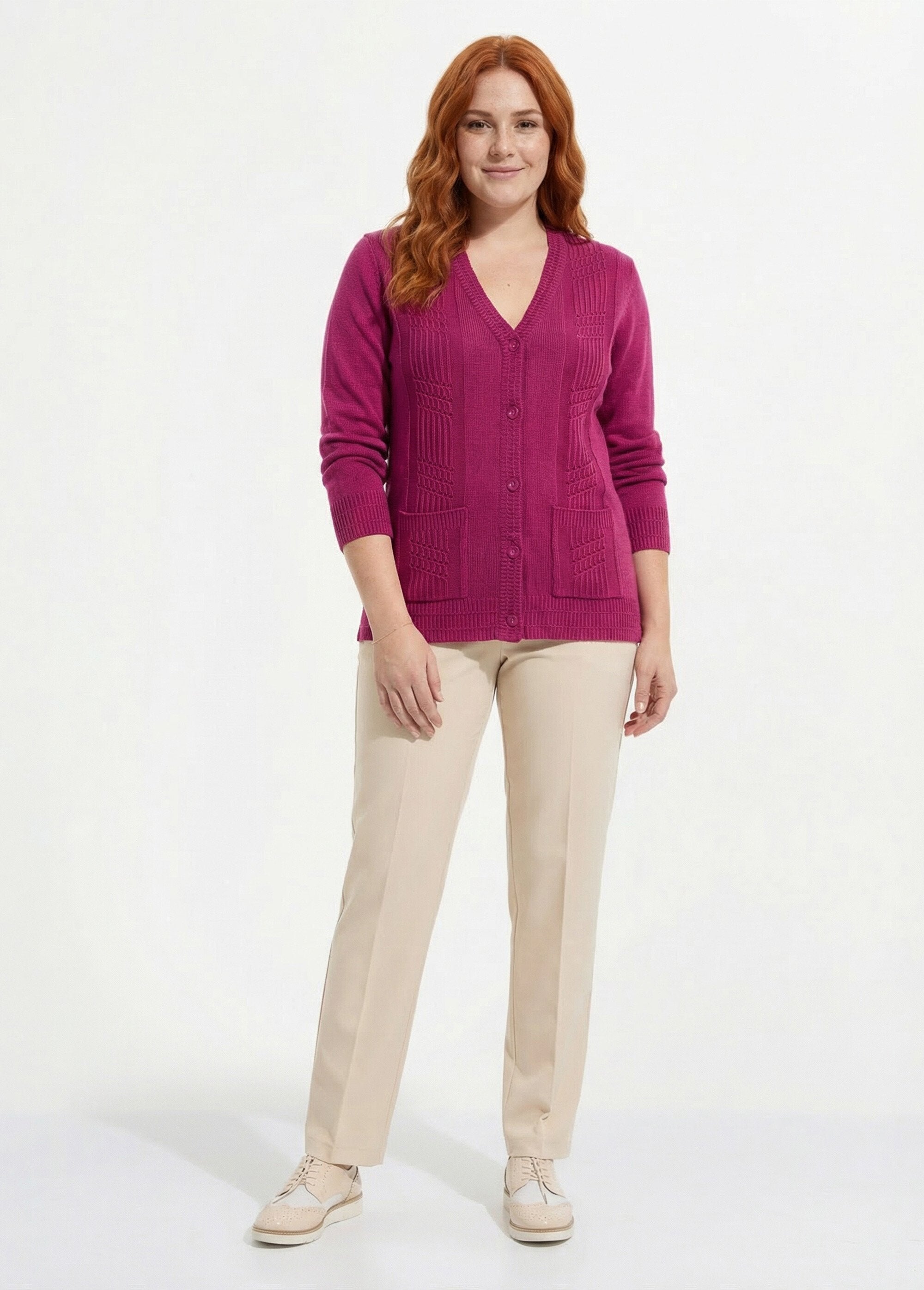 Long-sleeved_buttoned_cardigan_Blackcurrant_SF1_curvy