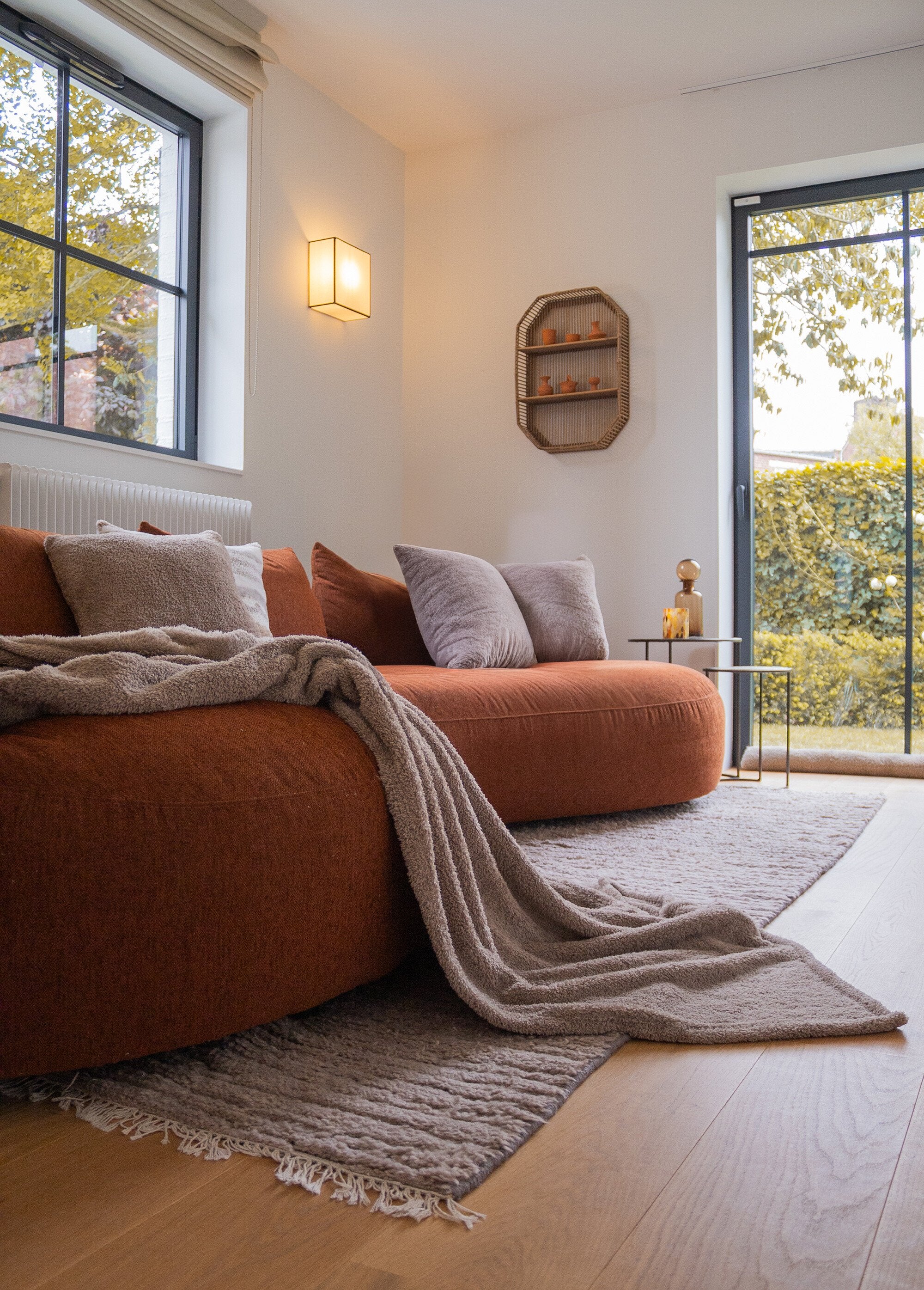 Large_warm_coral_fleece_blanket_2m_x_1.5m_Mole_SF1_slim