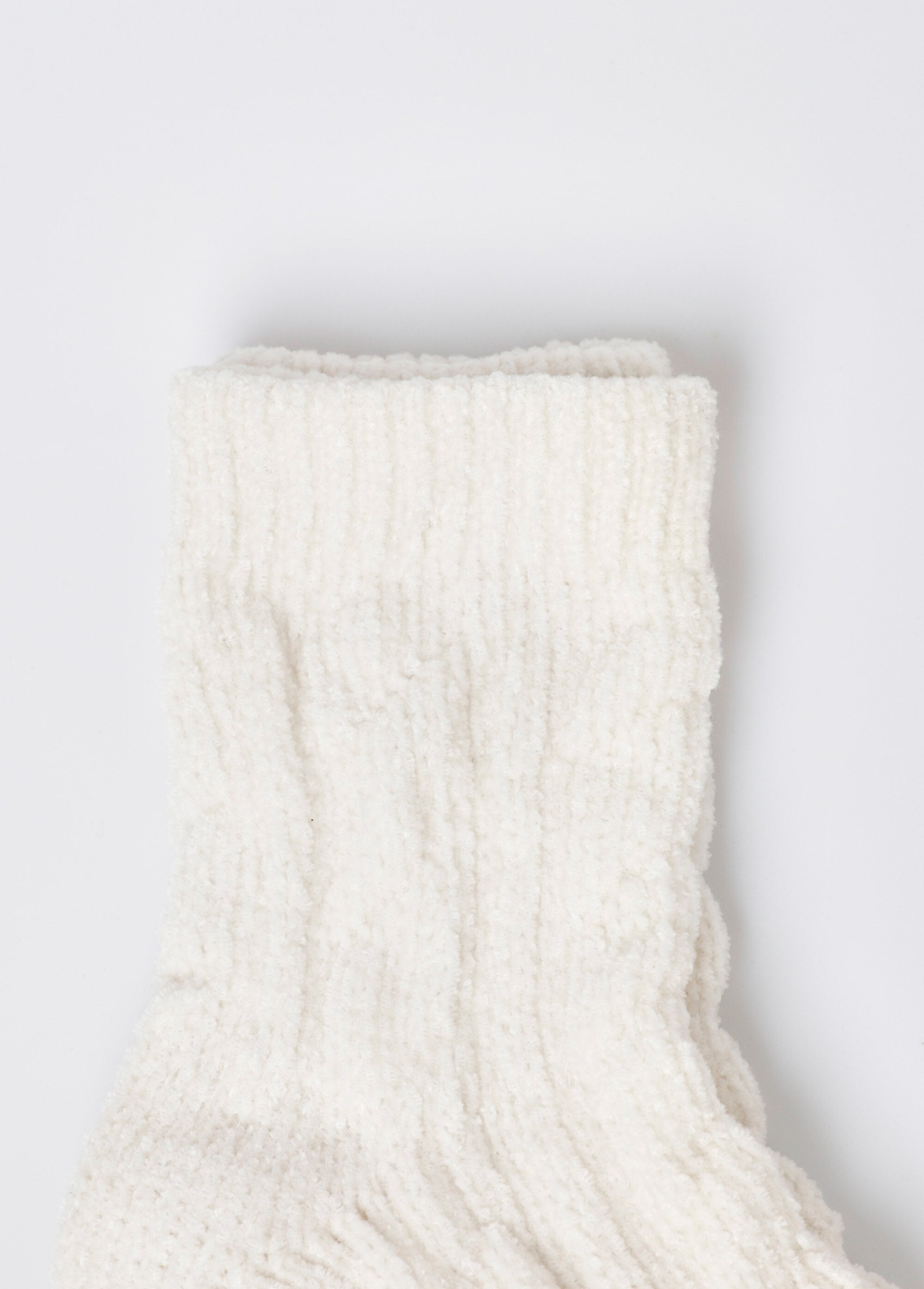 Pack_of_2_soft_chenille_socks_Ecru_DE2_slim