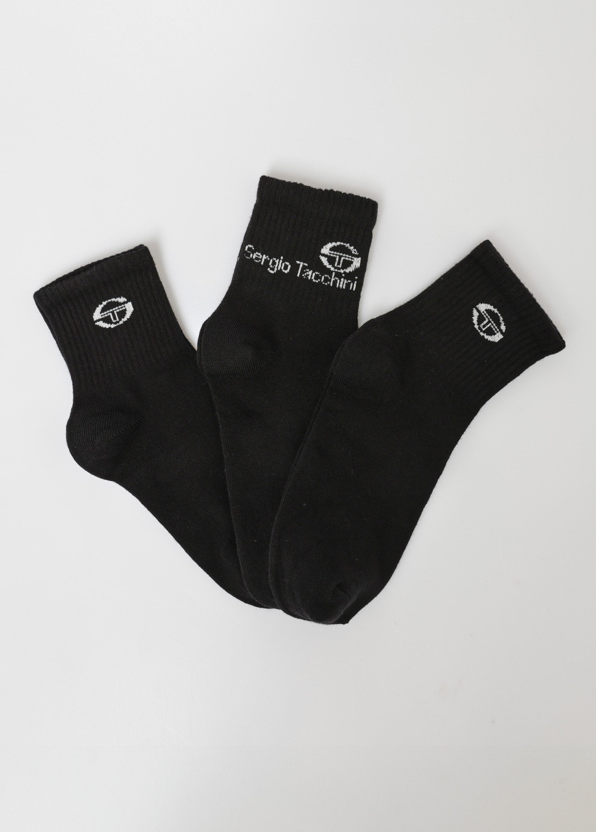 Pack_of_3_ribbed_low_socks_Black_FA1_slim