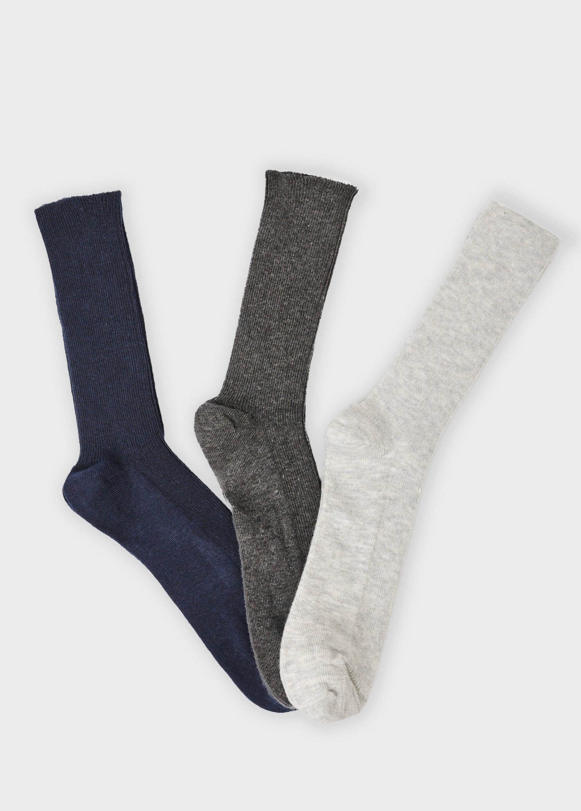 Pack_of_3_assorted_sensitive_leg_socks_Assorted_gray_FA1_slim