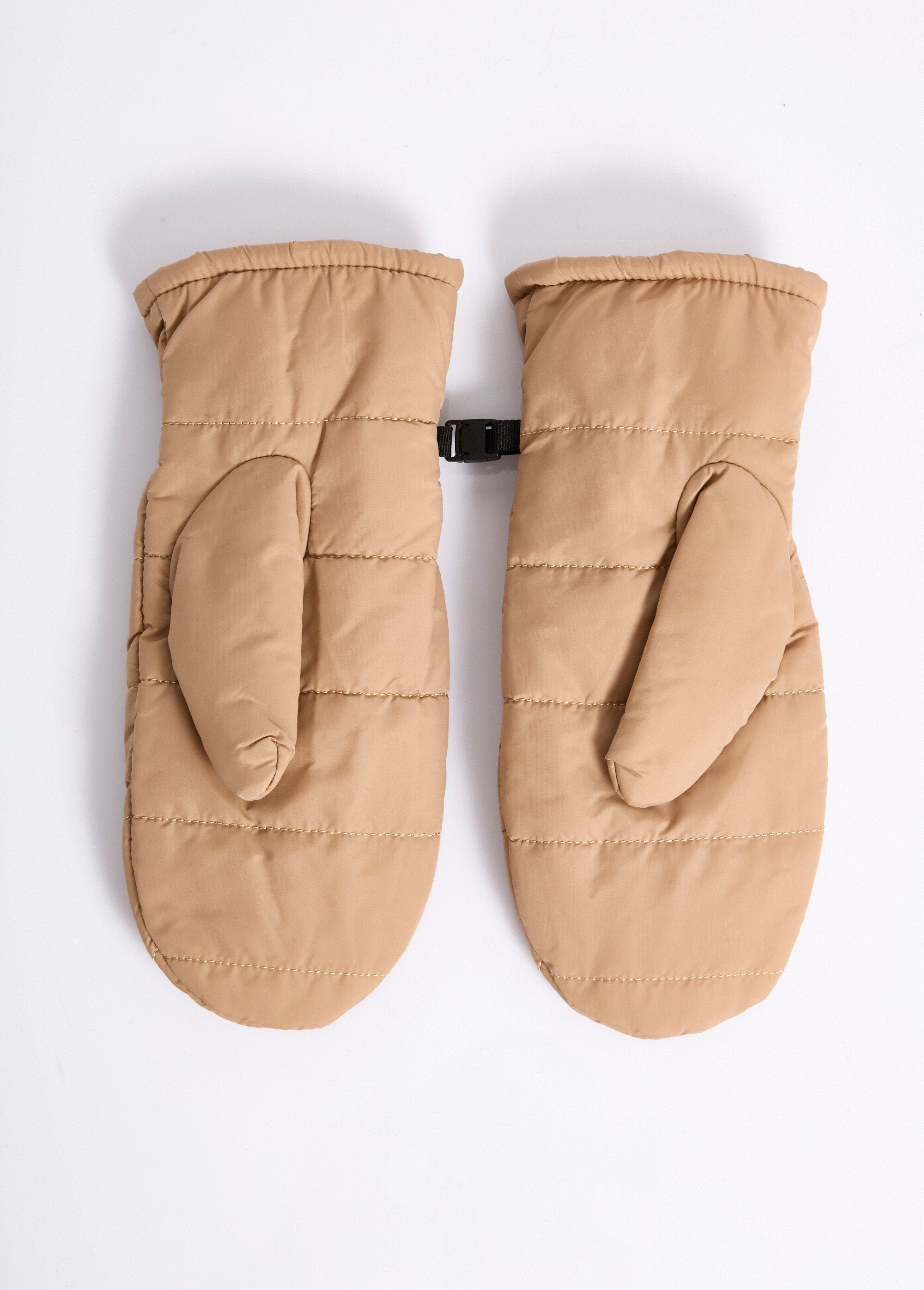 Warm_quilted_mittens_with_stitching_camel_DE1_slim