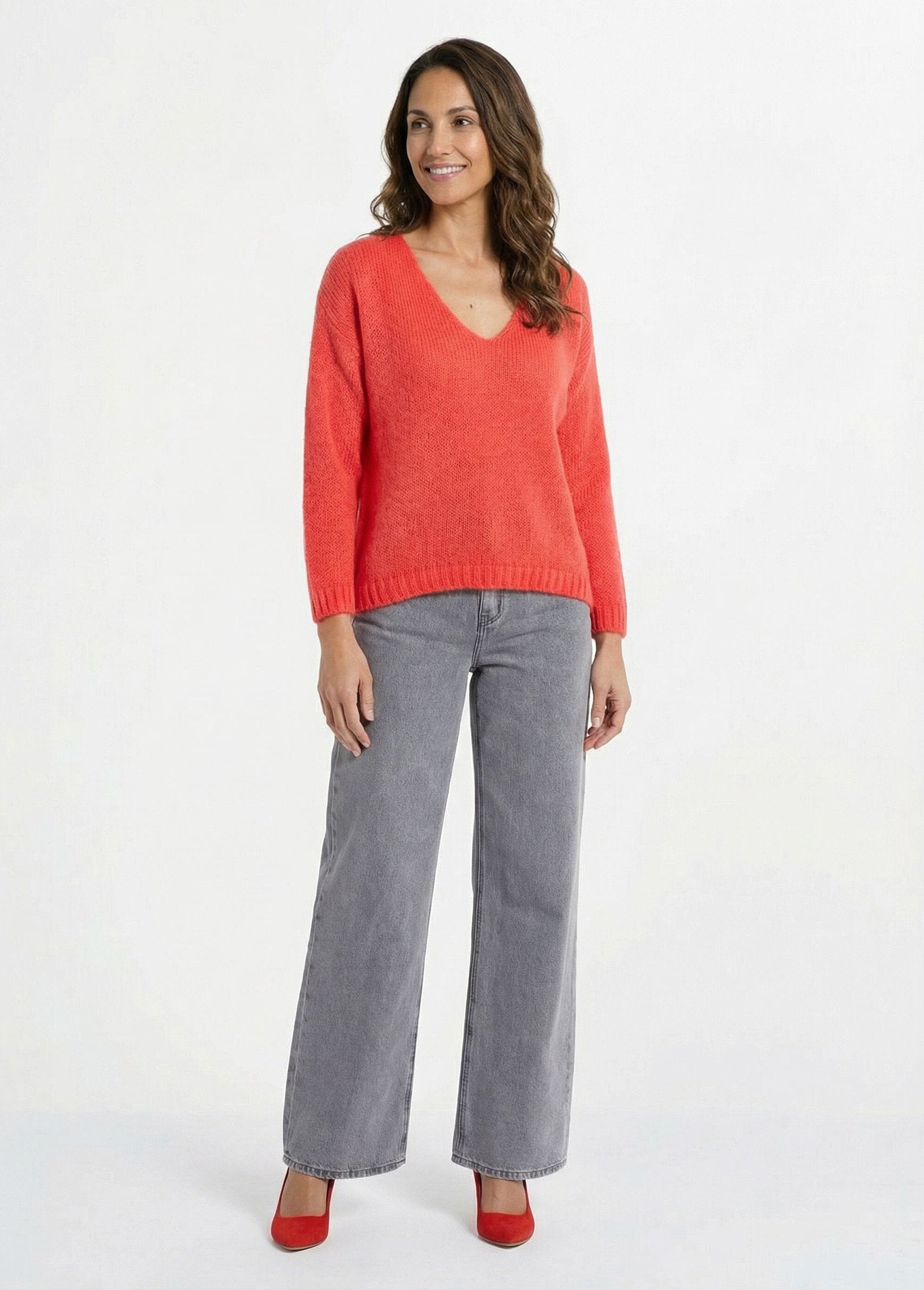 Warm_V-neck_knit_sweater_with_mohair_Coral_SF1_slim