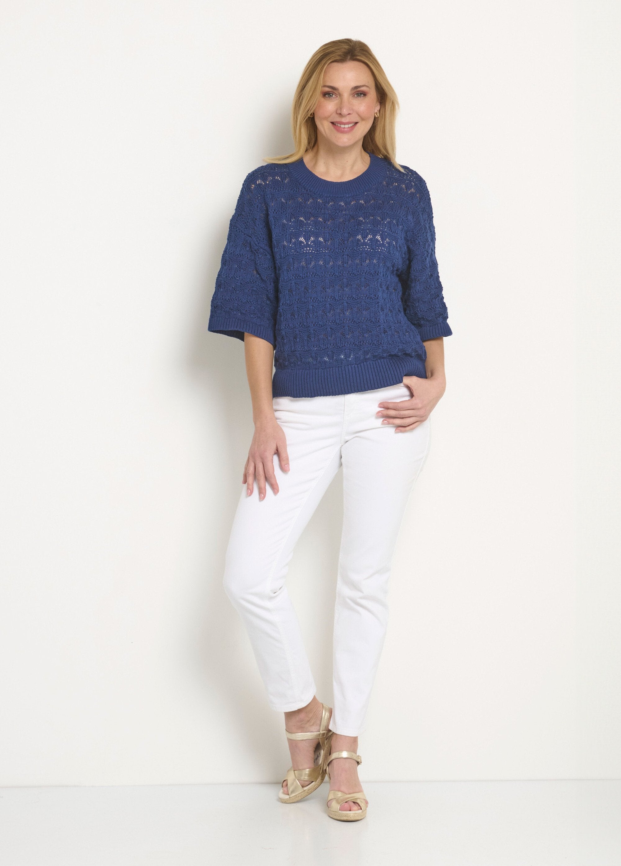 Short-sleeved_openwork_knit_sweater_Indigo_SF1_slim