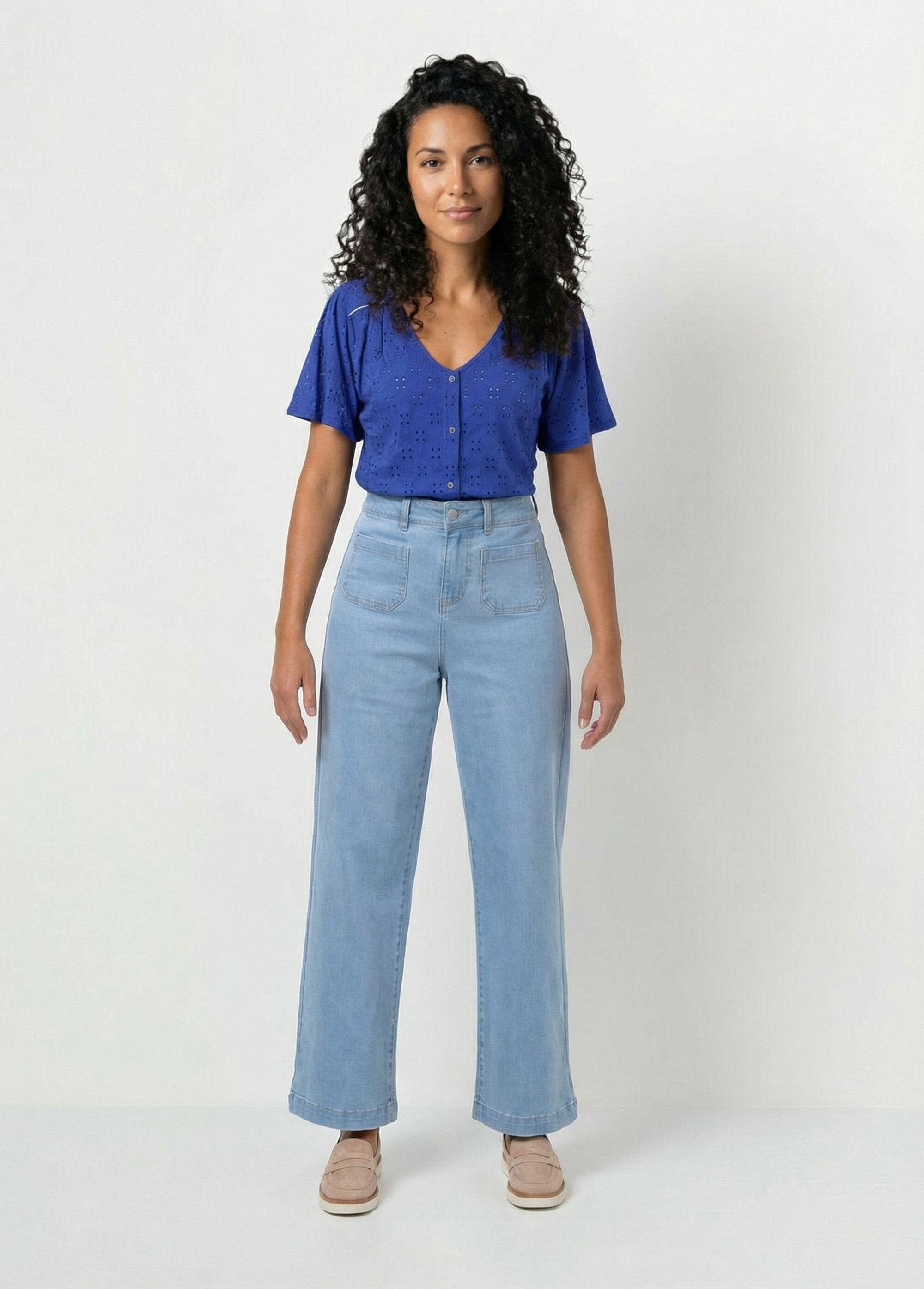 V-neck_knit_T-shirt_with_embroidered_effect_Hard_blue_SF1_slim