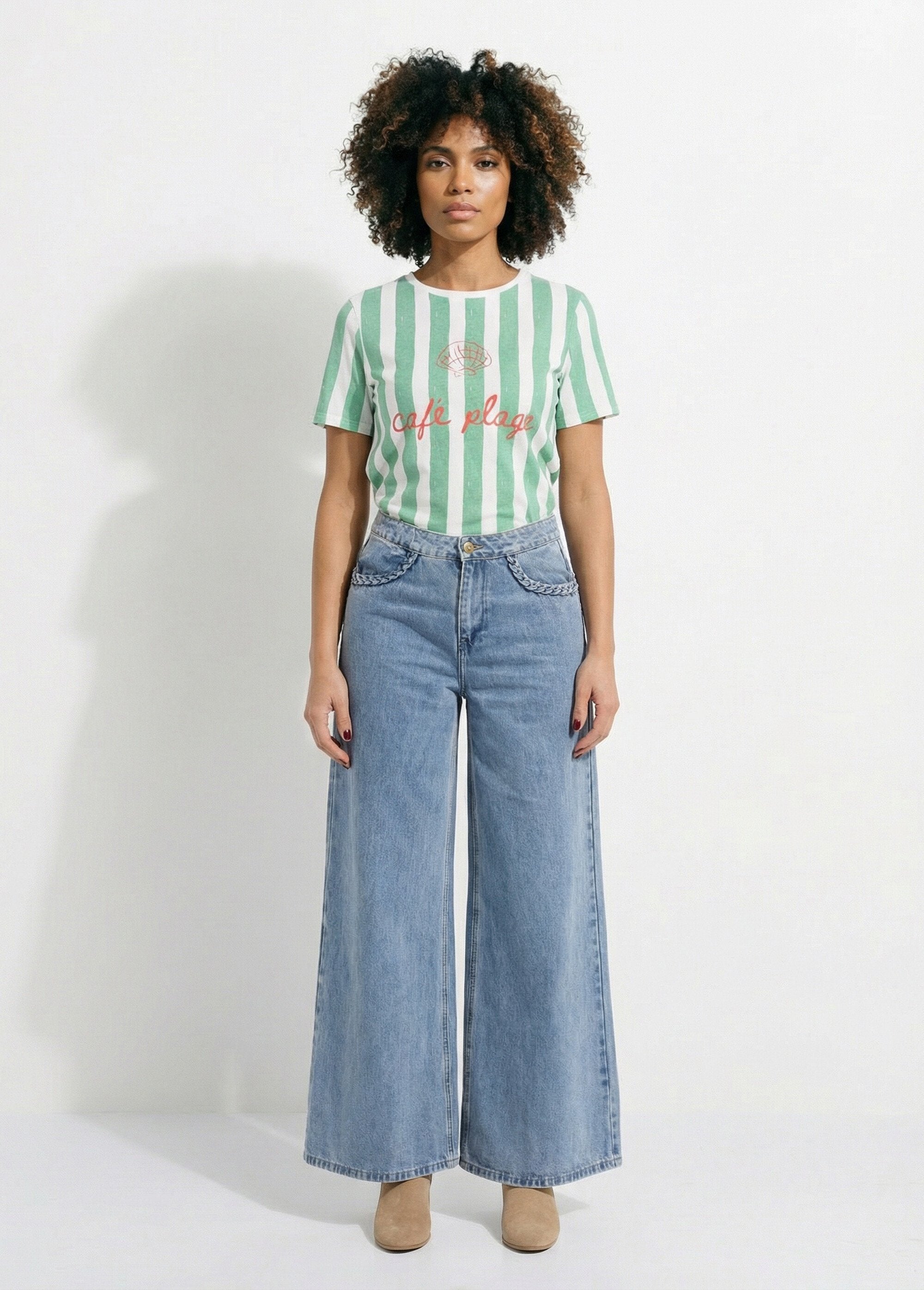 T-shirt_rayé_col_rond_message_Café_plage_Vert_et_blanc_SF1_slim