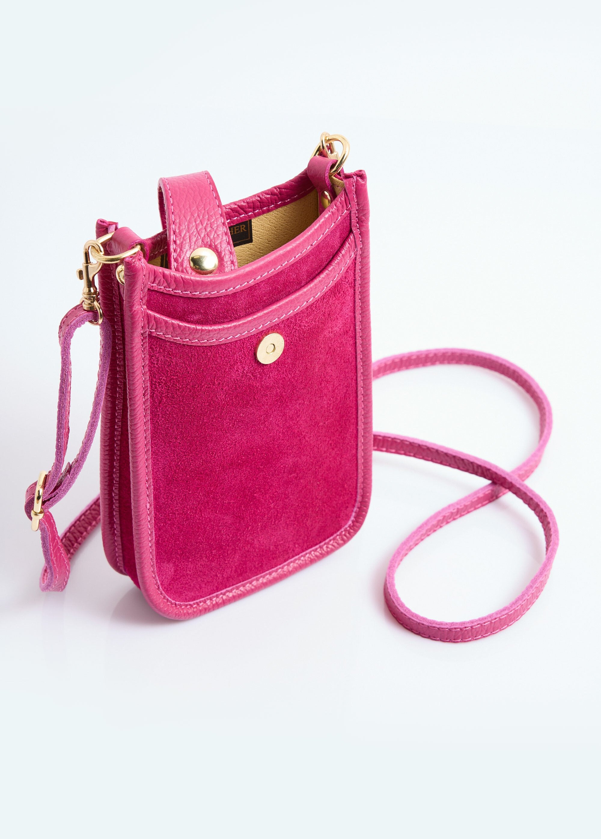 Genuine_suede_leather_phone_case_Fuchsia_FA1_slim