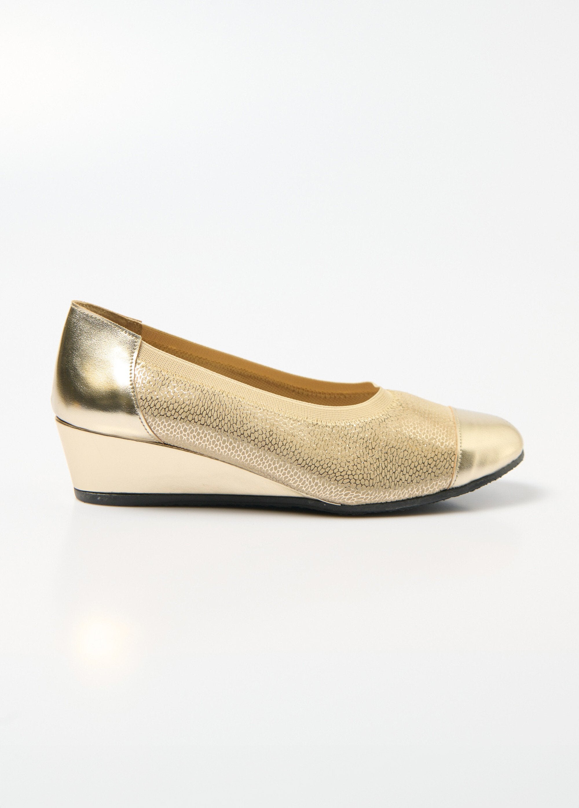 Two-material_comfort_width_leather_wedge_ballerinas_Golden_DR1_slim