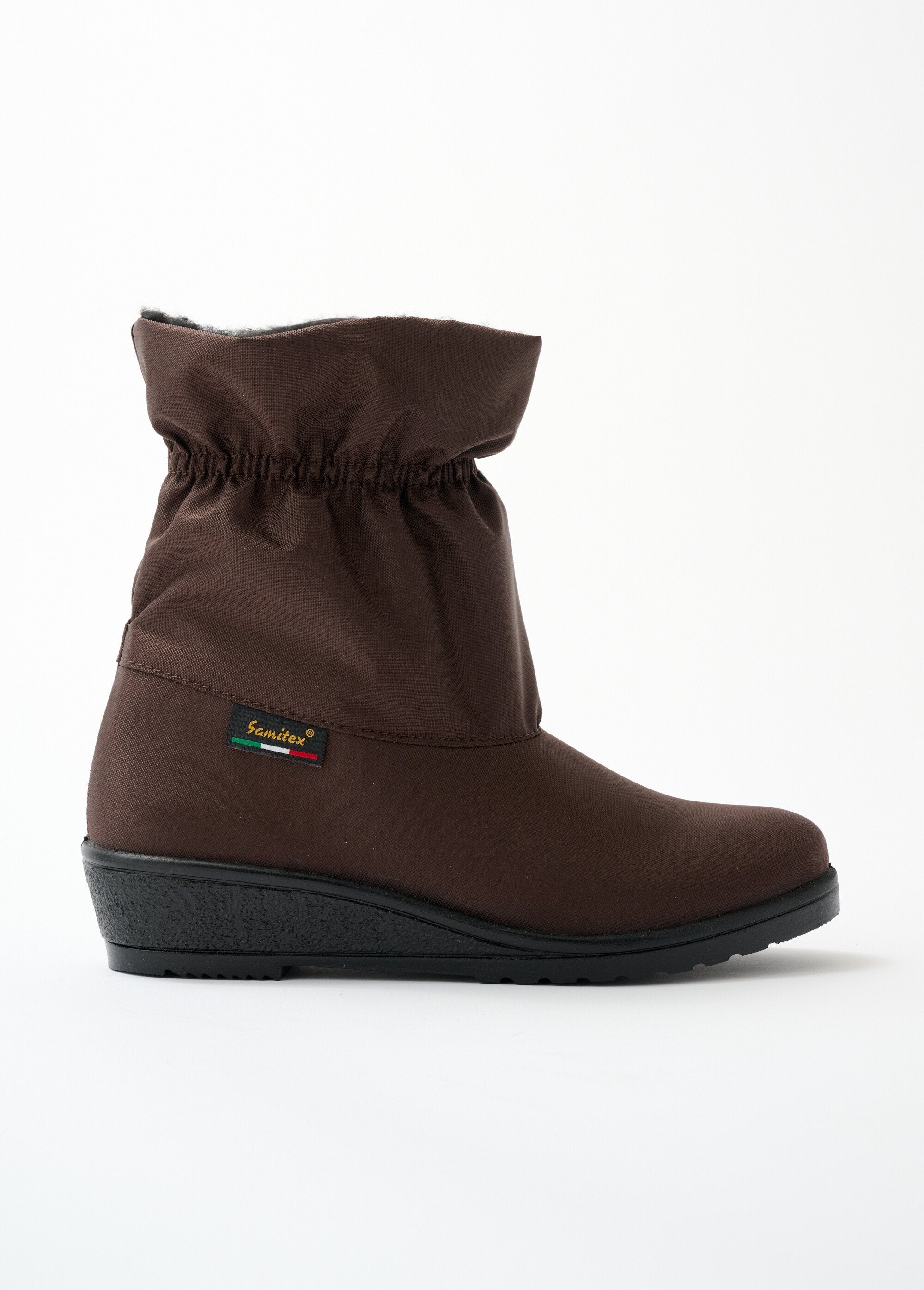 Wide_width_waterproof_boots_Brown_DR1_slim