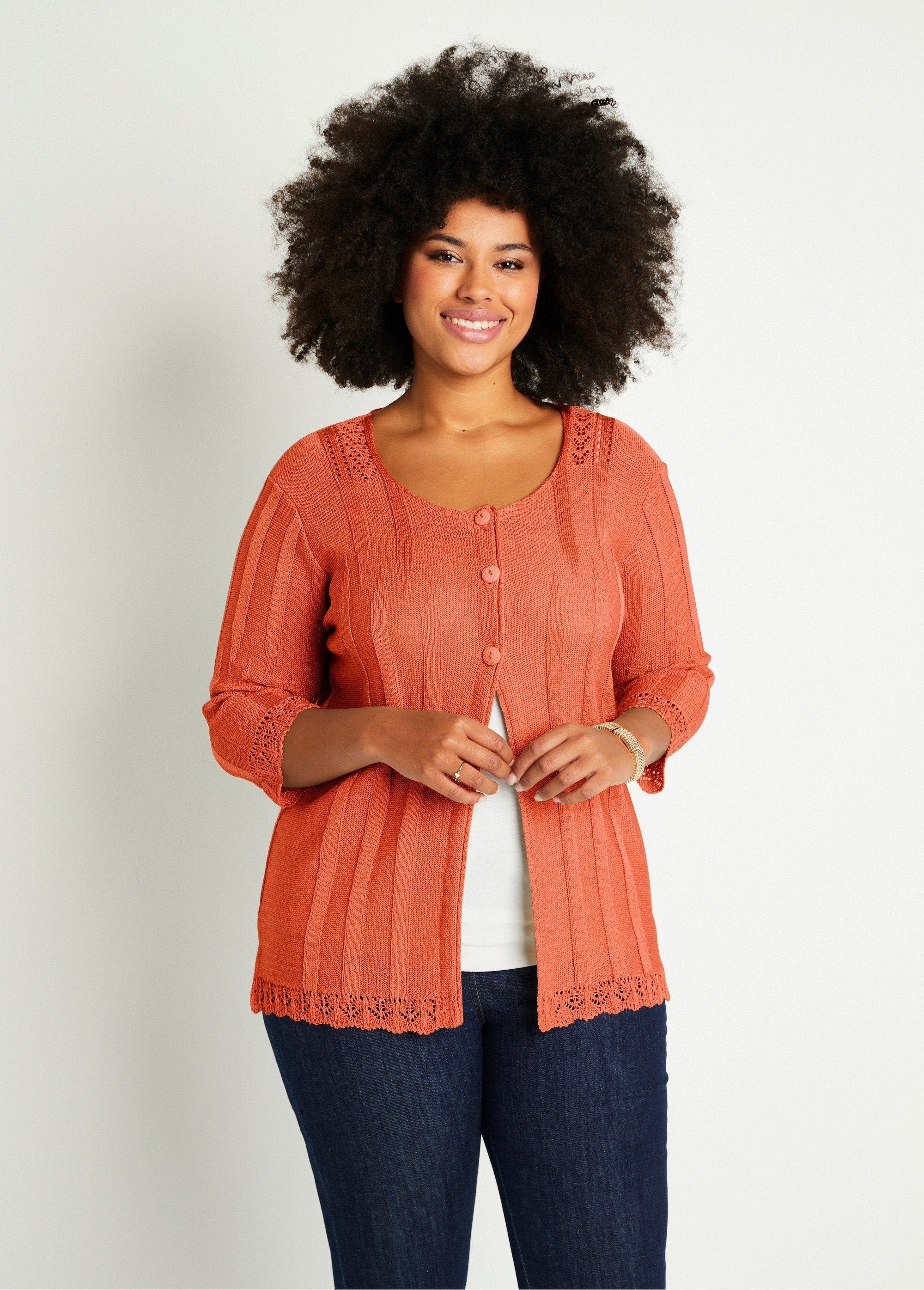 Long_openwork_buttoned_cardigan_Coral_FA1_curvy