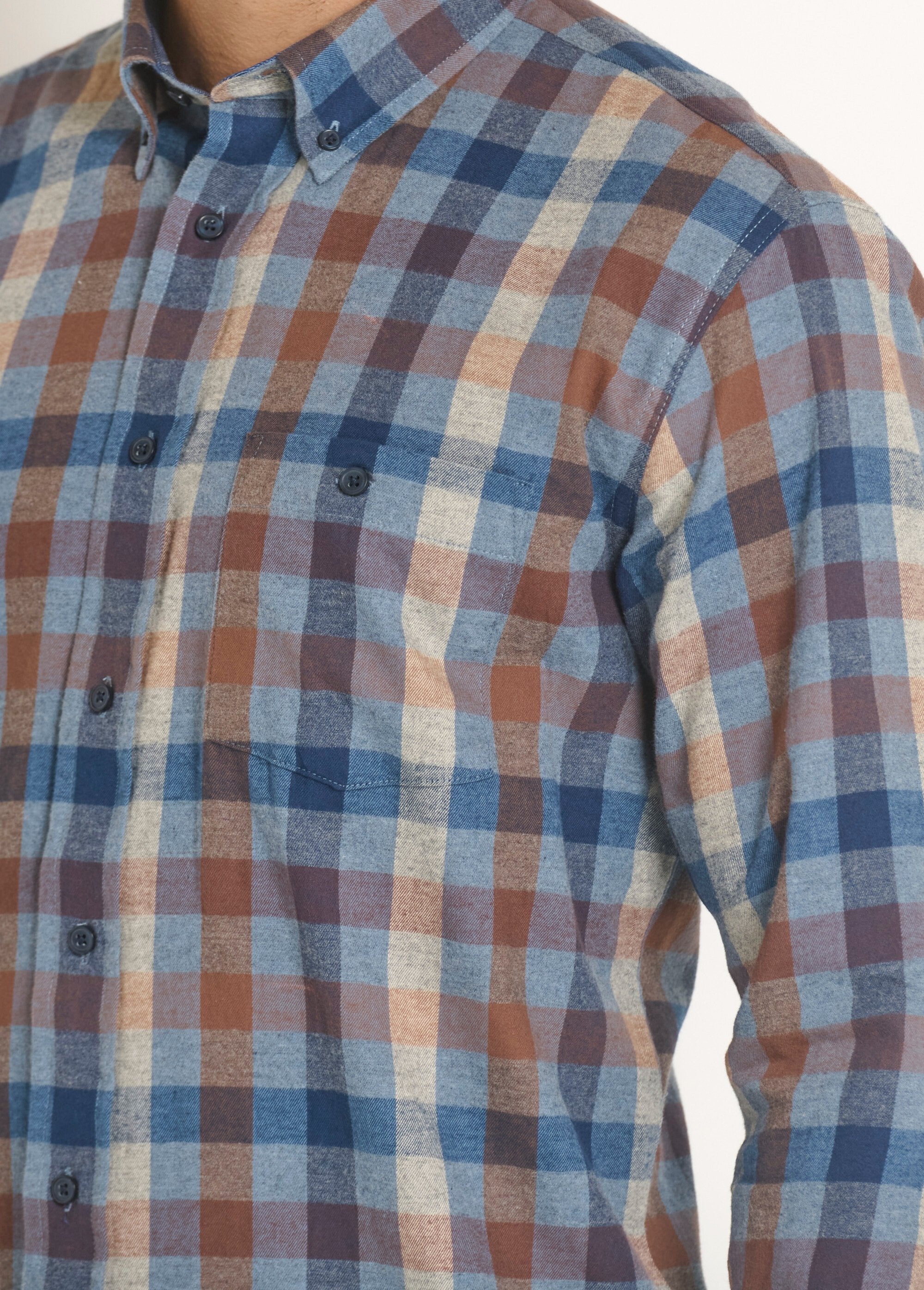 Warm_flannel_plaid_shirt_Beige_and_blue_tiles_DE1_slim