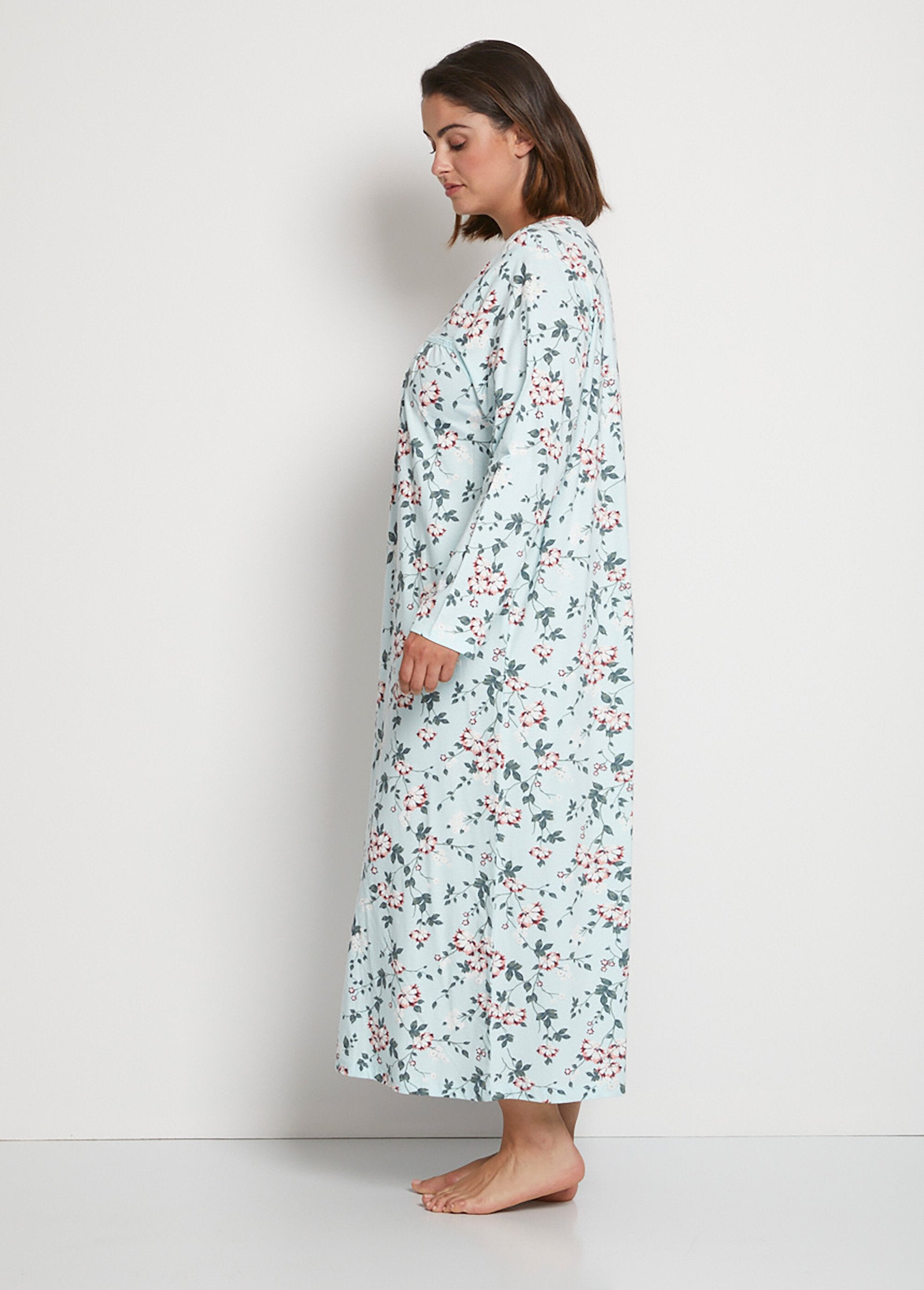 Long_buttoned_floral_cotton_nightgown_Mint_DR1_curvy