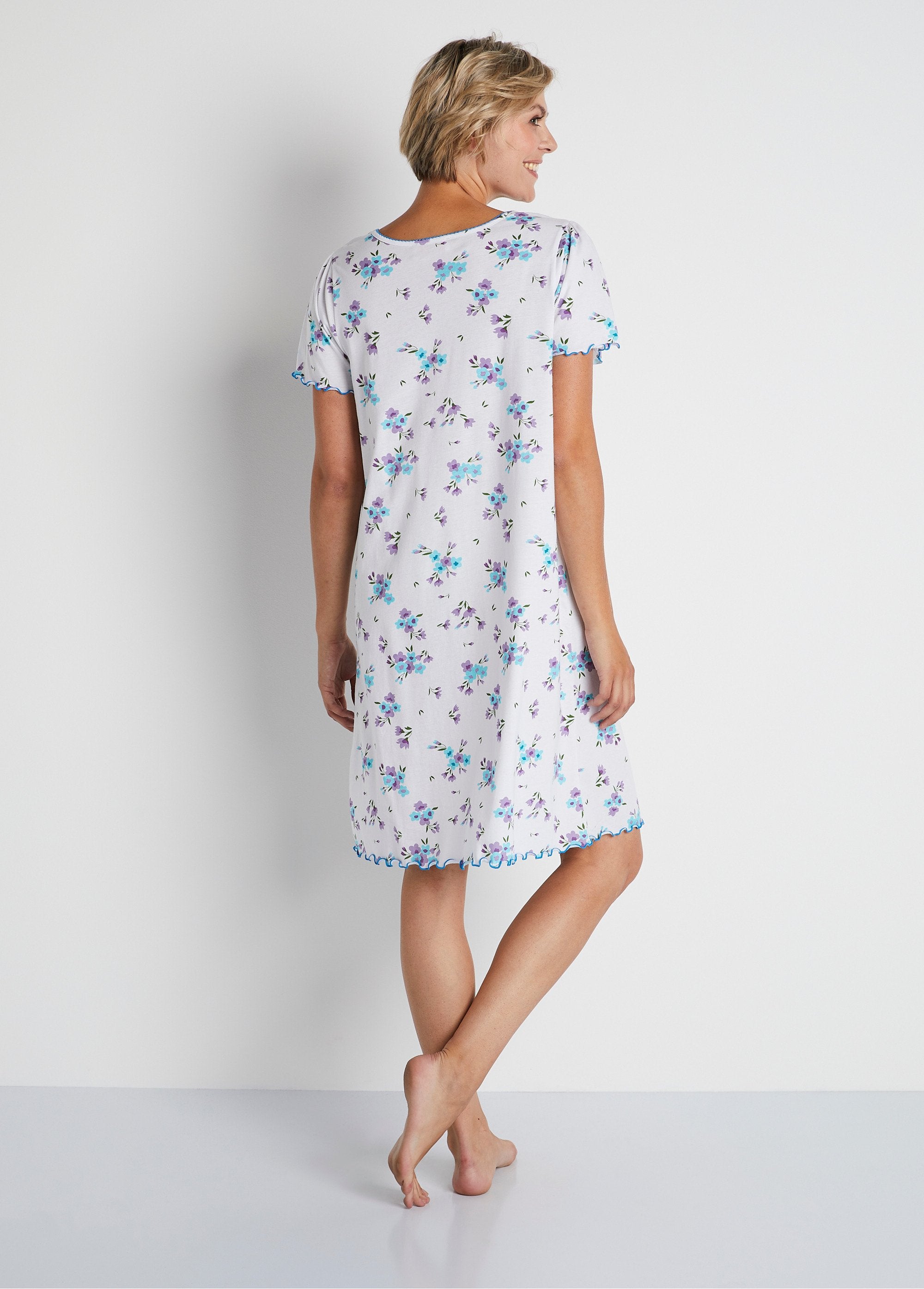 Short-sleeved_cotton_nightgown_Turquoise_and_parma_DO1_slim