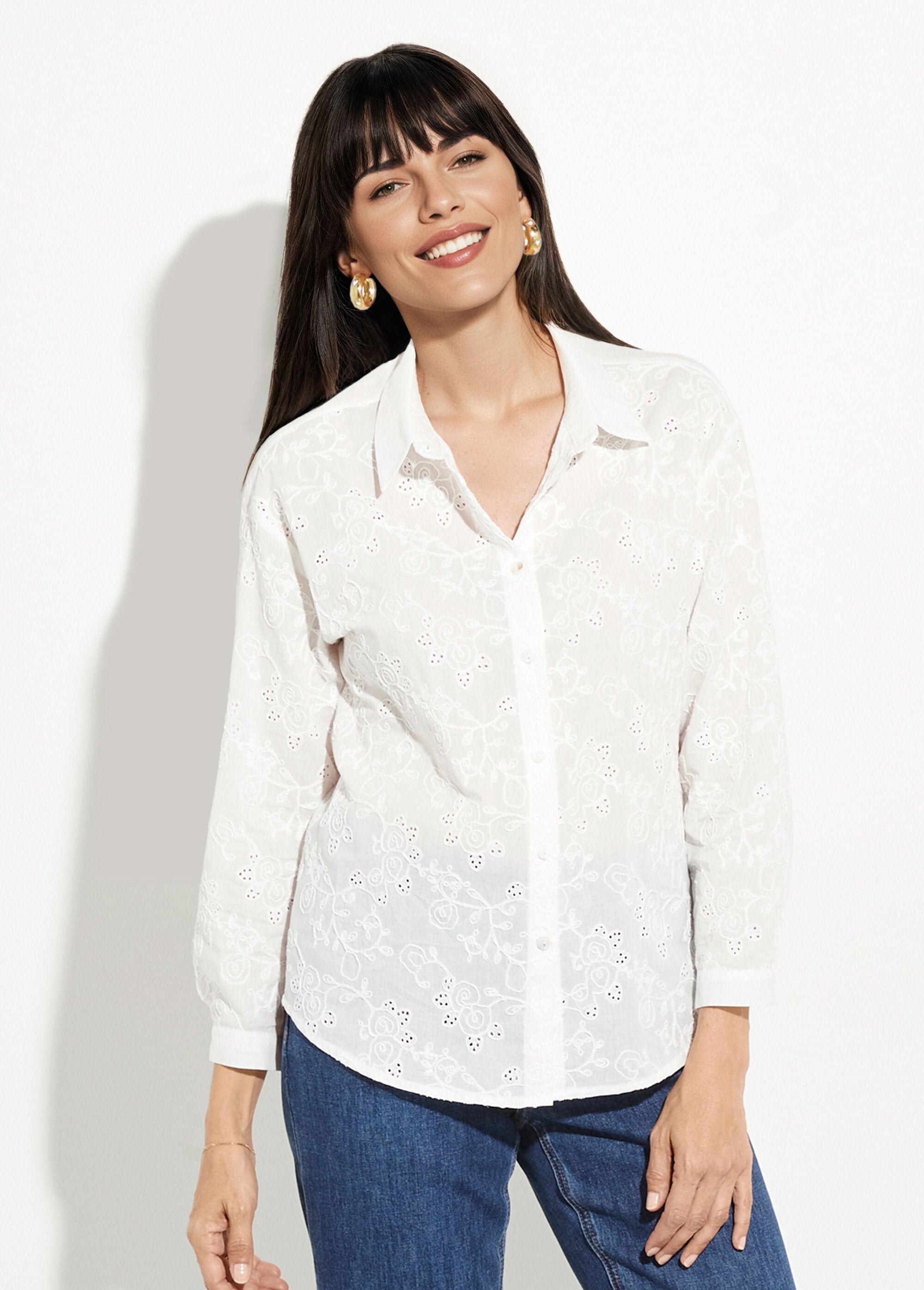 Embroidered_cotton_blouse_with_floral_pattern_White_FA1_slim