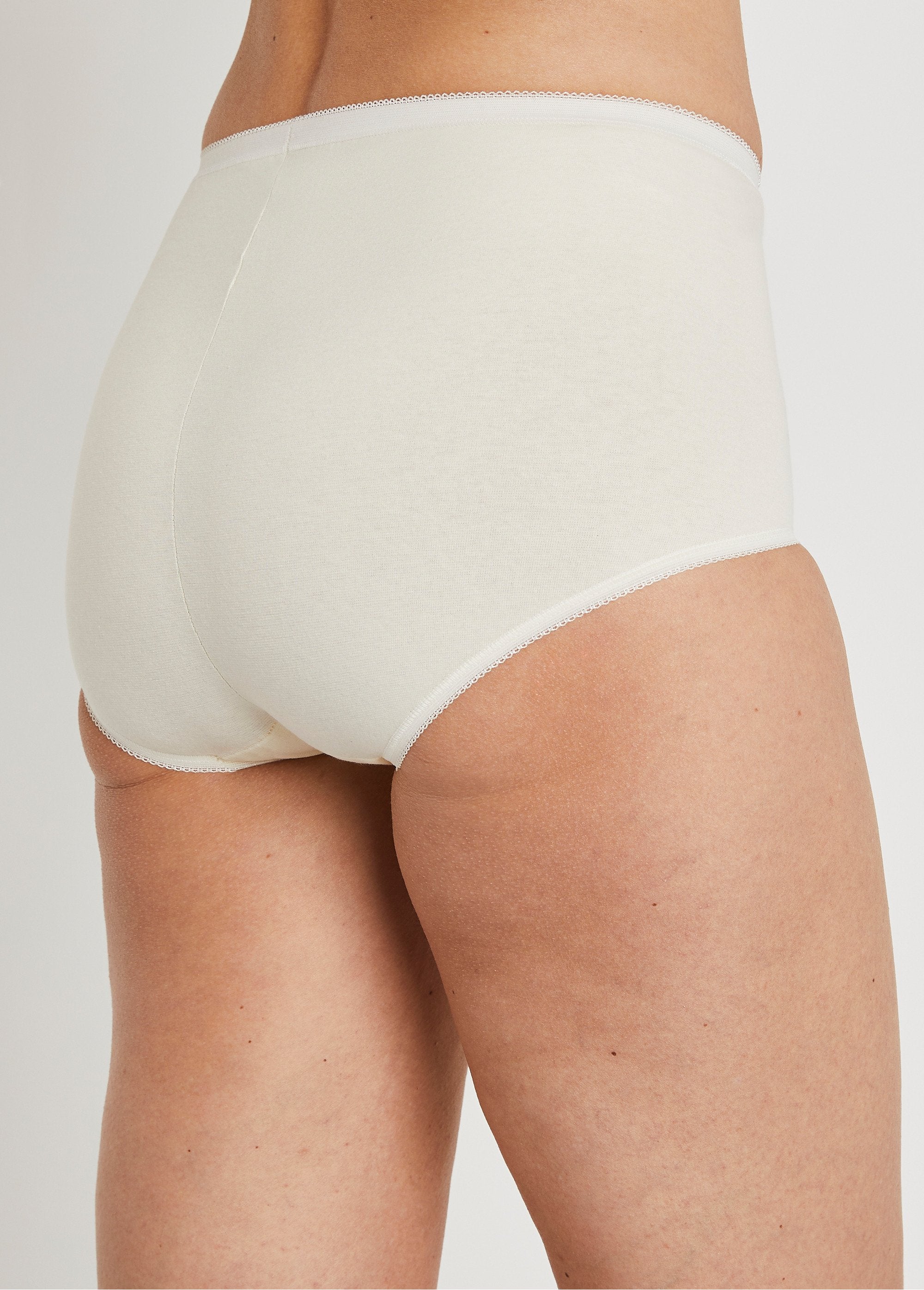 High-waisted_shapewear_panties_Ivory_DO1_slim