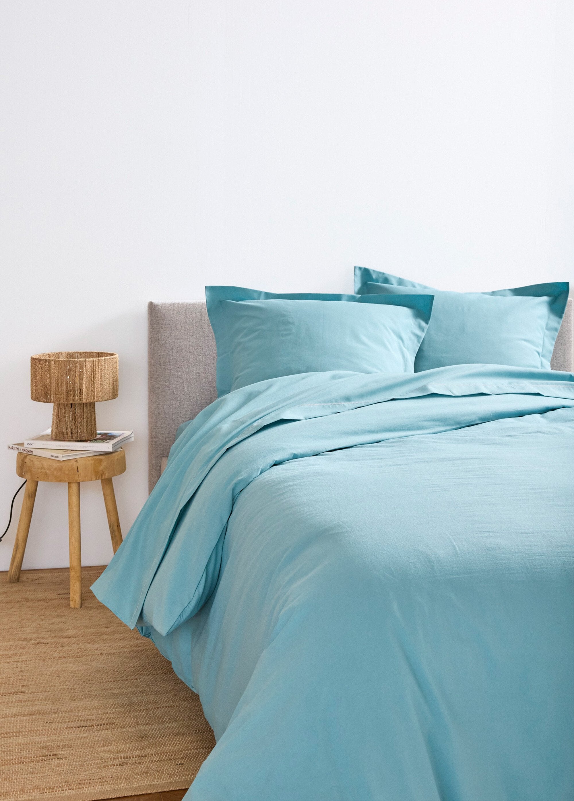 Plain_polycotton_duvet_cover_Ice_blue_FA1_slim