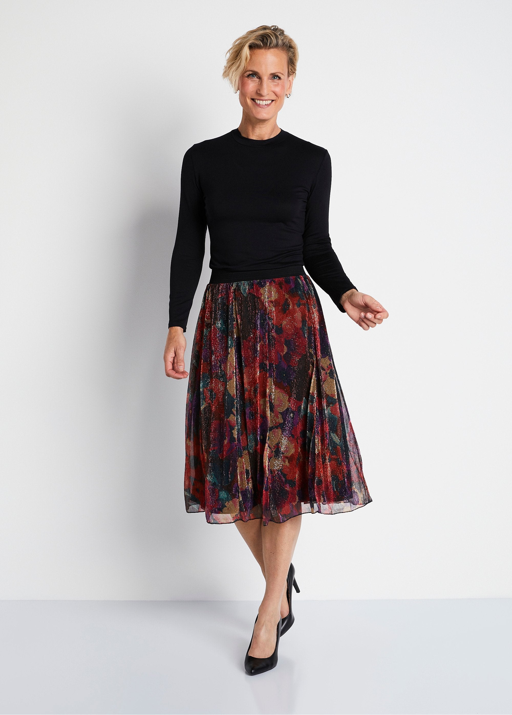 Long_flared_skirt_with_printed_lace_mesh_Red_print_SF1_slim