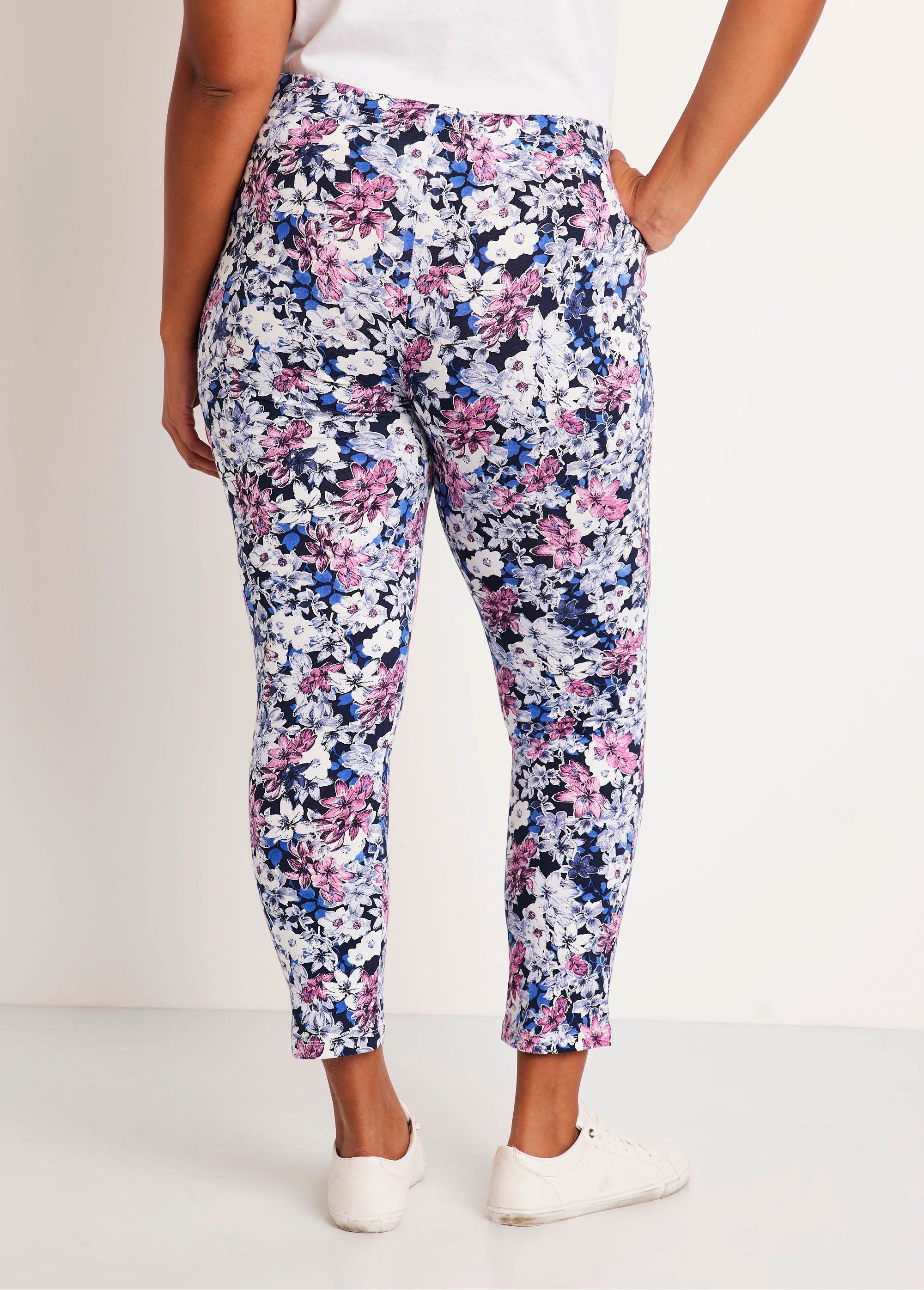 Printed_leggings_with_elasticated_waistband_Flowers_DO1_curvy