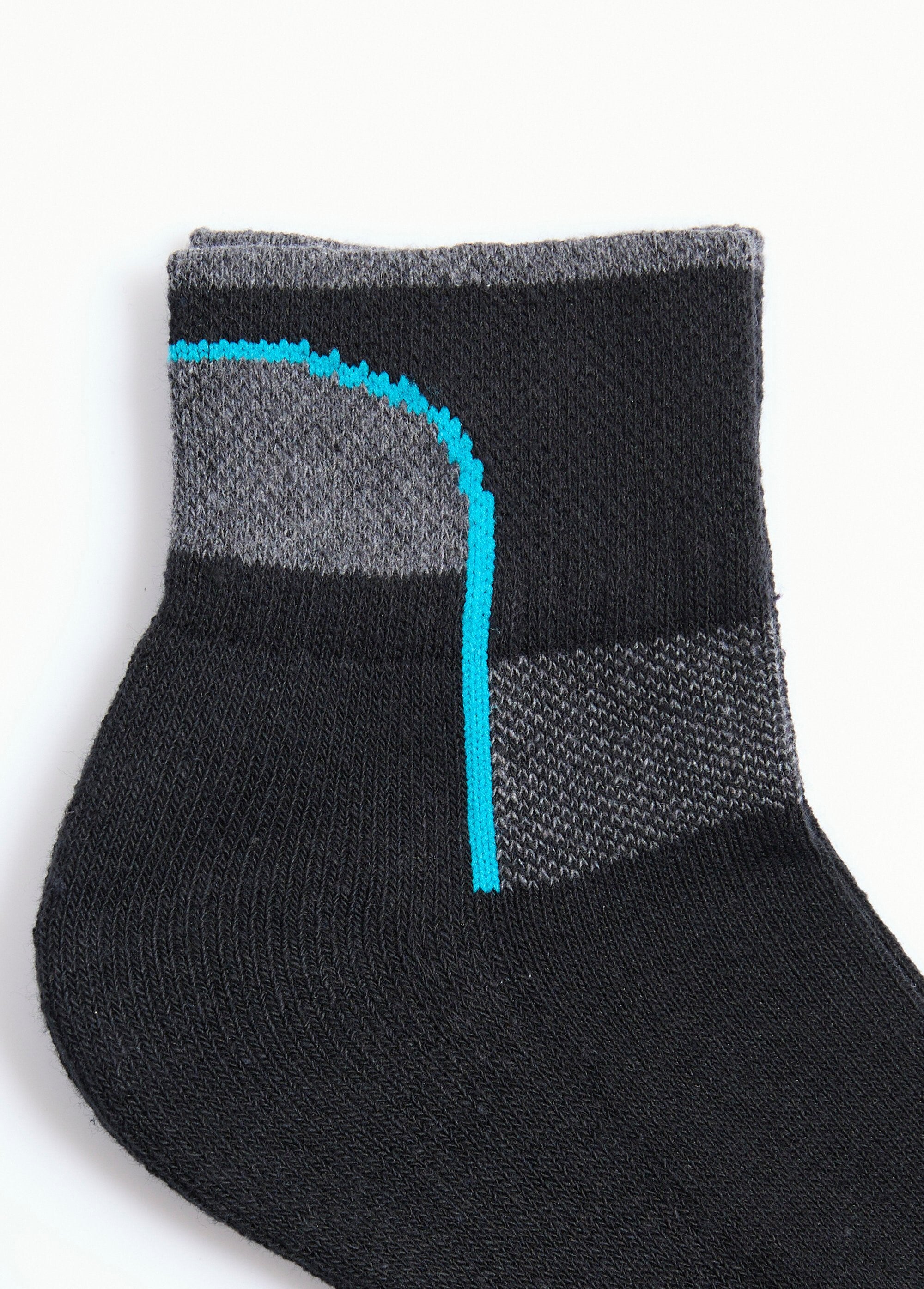 Pack_of_3_assorted_sports_socks_Assorted_blue_DE4_slim