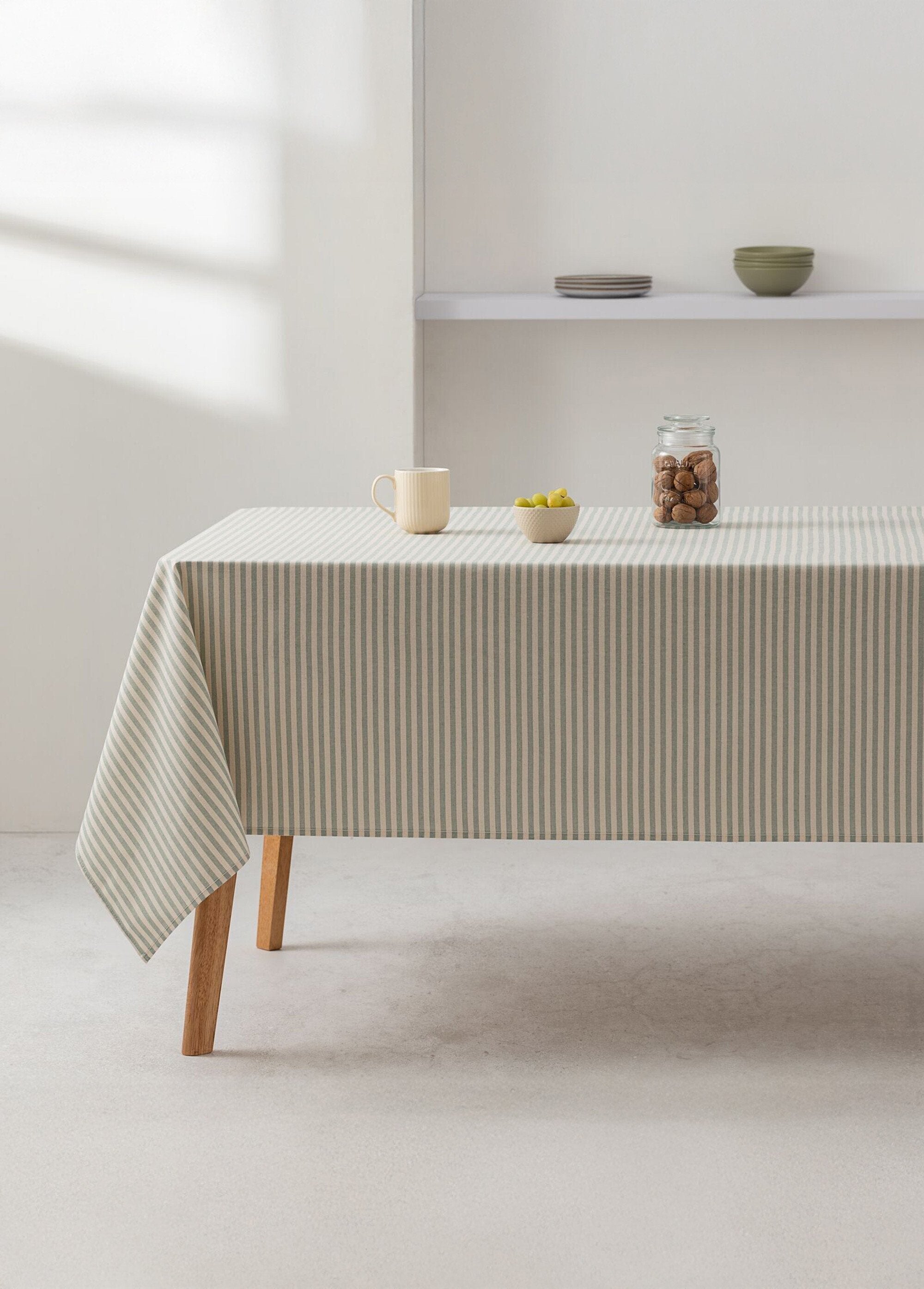 Stain-resistant_cotton_tablecloth_with_fine_stripes_Blue_SF1_slim