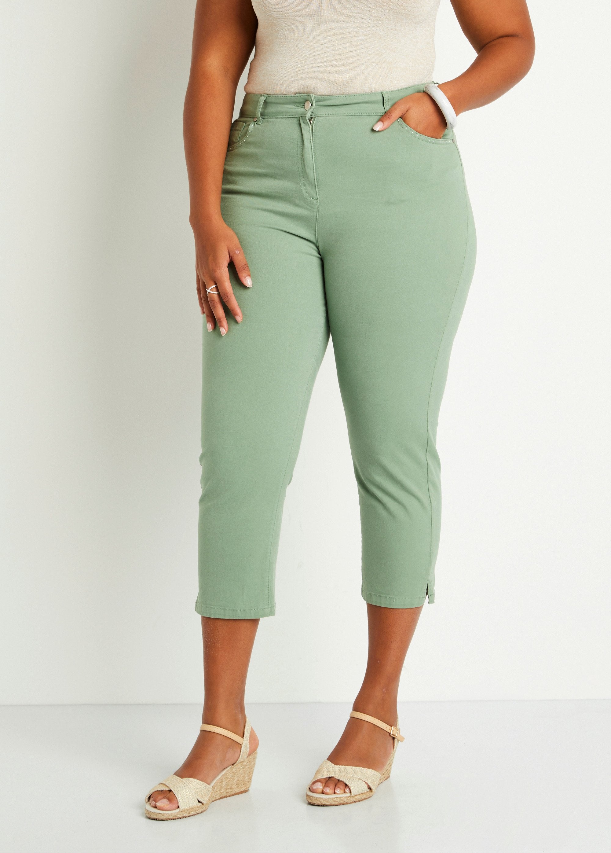 Cropped_pants_with_elasticated_belt_and_5_pockets_Linden_FA1_curvy