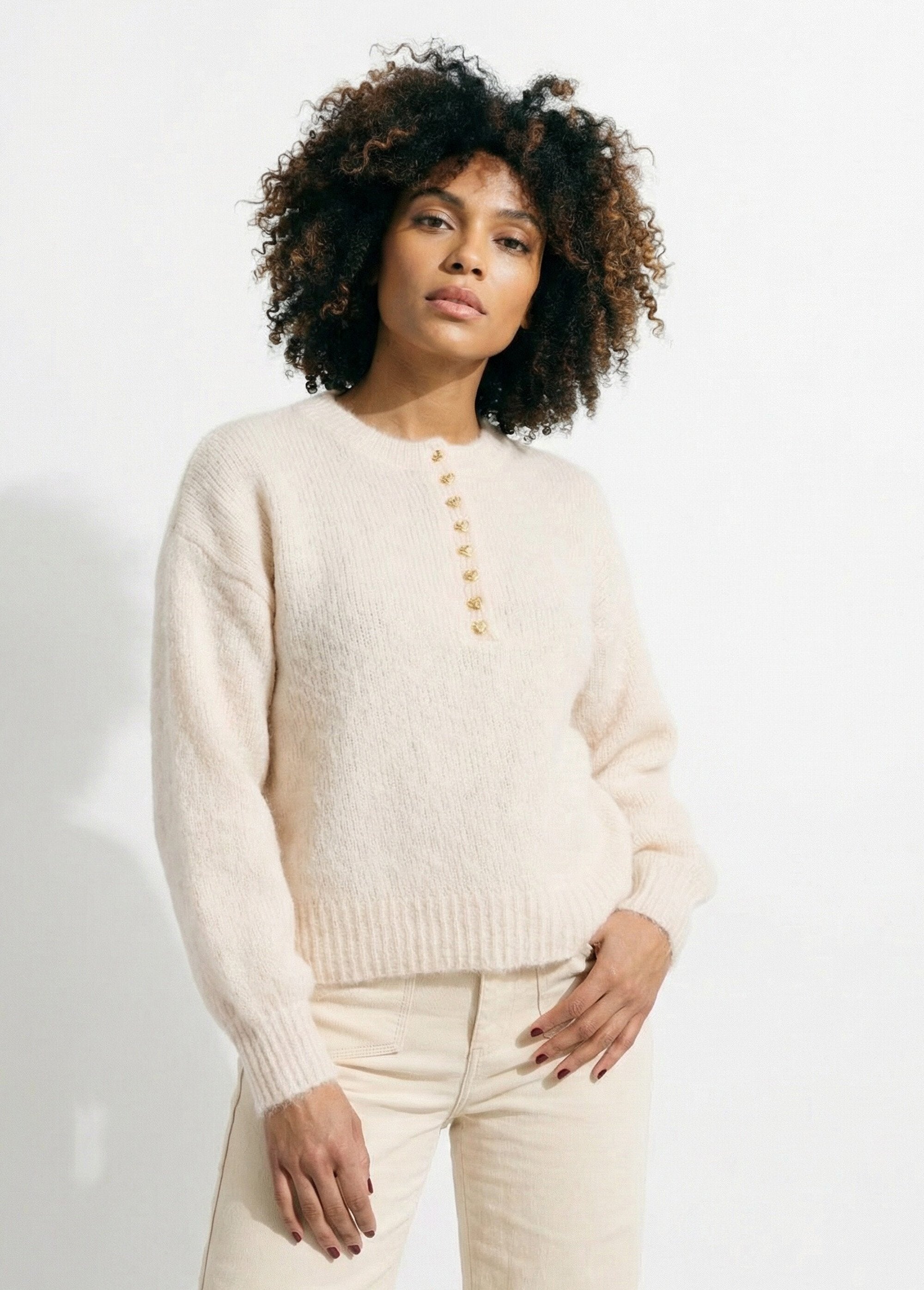 Pull_avec_laine_et_petits_boutons_métal_Beige_FA1_slim