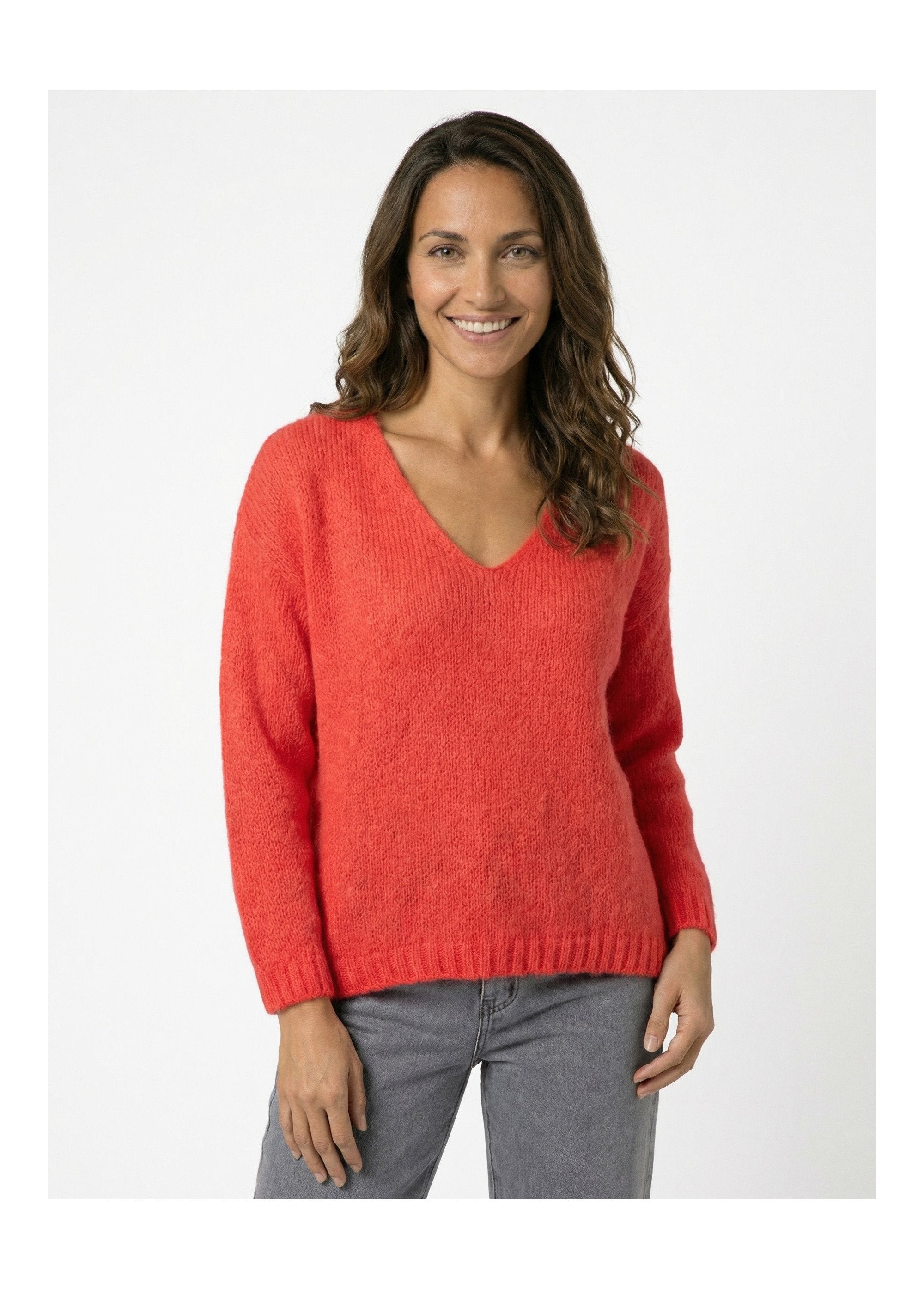 Warm_V-neck_knit_sweater_with_mohair_Coral_FA1_slim