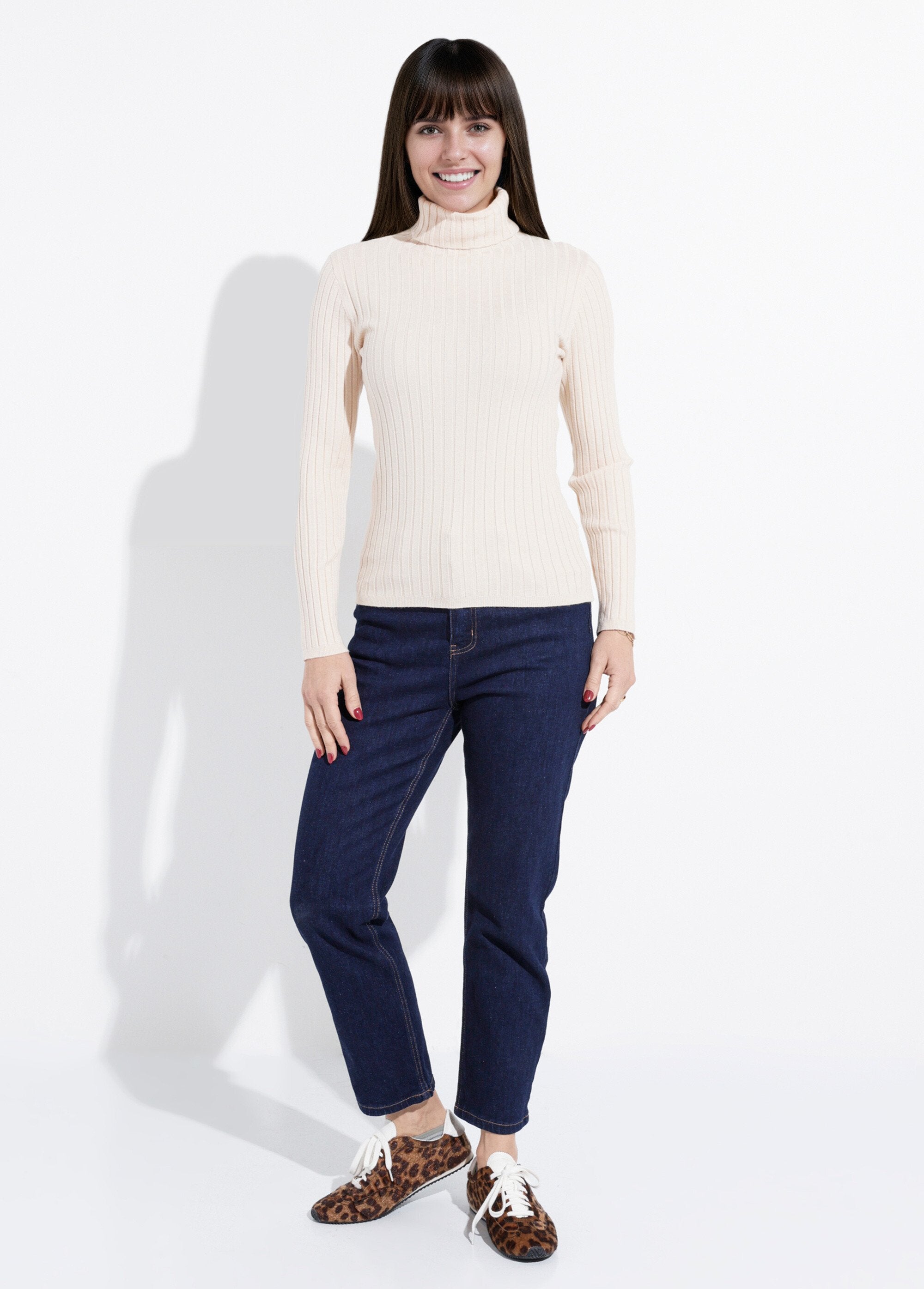 Pull_col_roulé_fin,_mailles_plates_Beige_SF1_slim