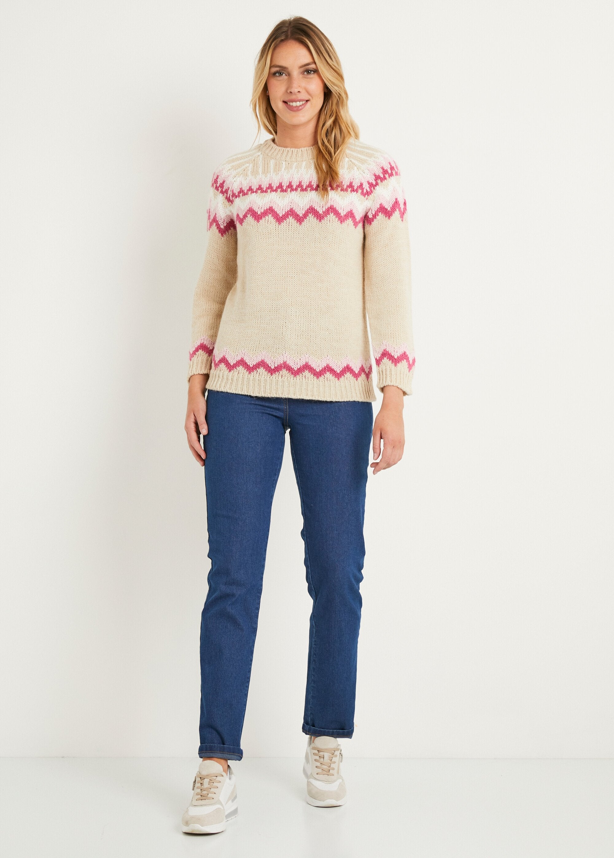 Soft_jacquard_raglan_round-neck_sweater_Beige_and_pink_SF1_slim