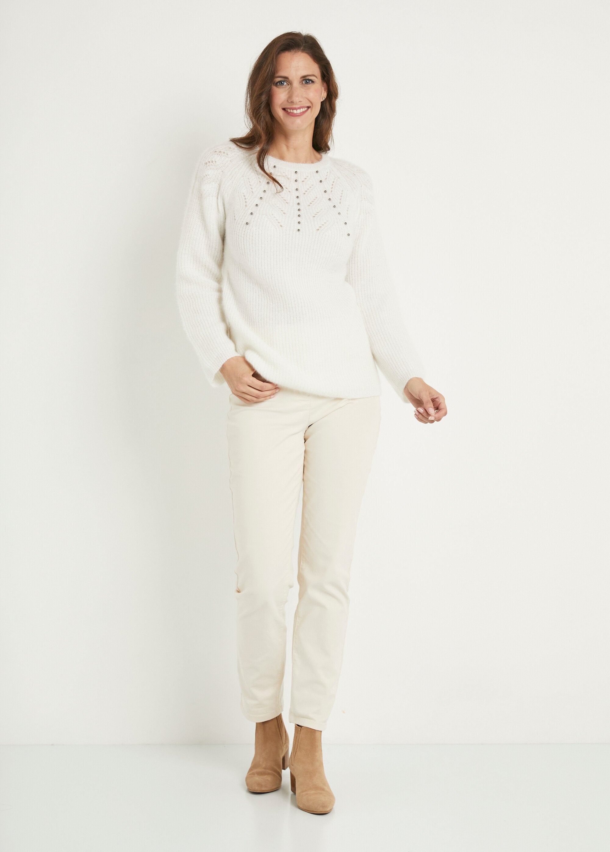 Soft_furry_sweater_with_beaded_openwork_collar_Ecru_SF1_slim