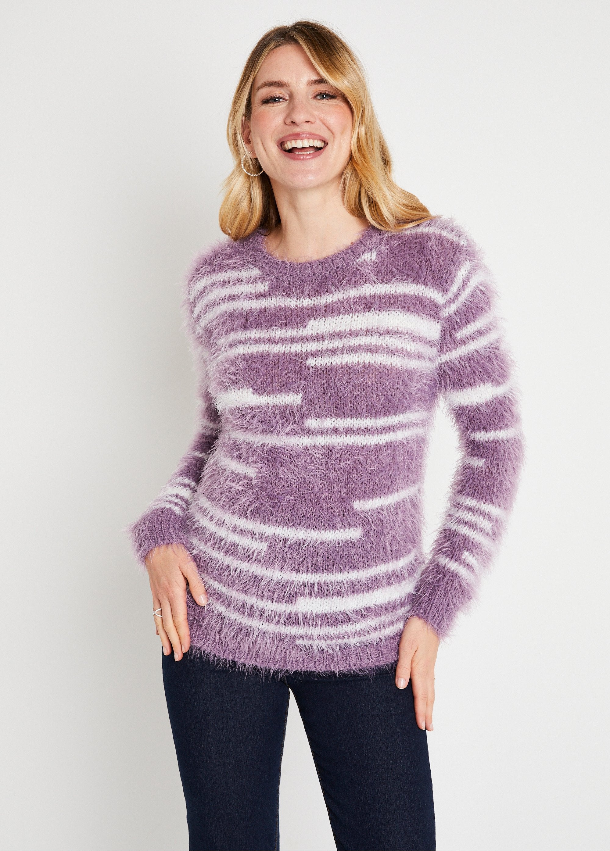 Soft_knit_hairy_effect_sweater_Parma_and_ecru_FA1_slim