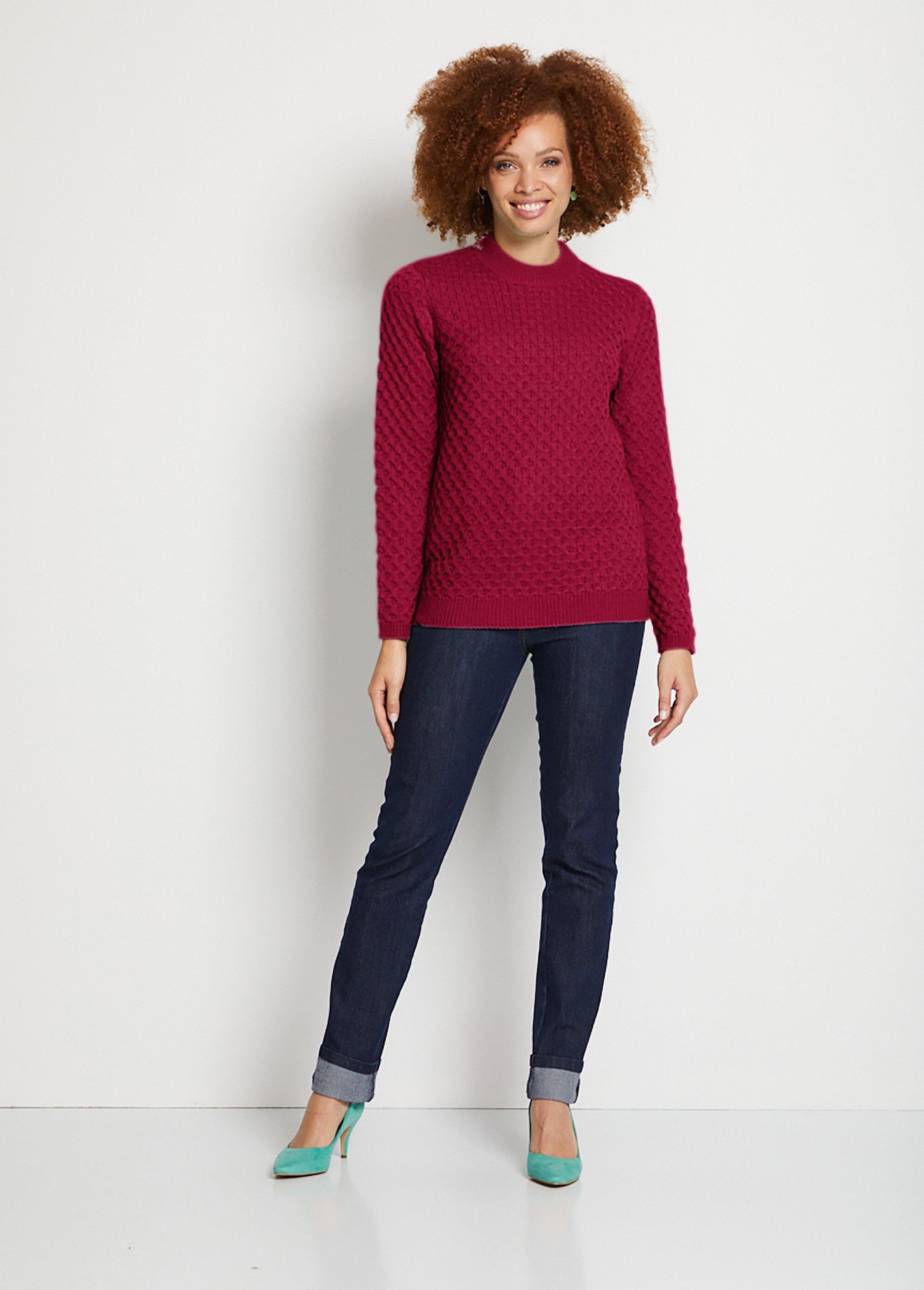 Short_warm_sweater_with_thick_knit_stand-up_collar_Fuchsia_SF1_slim