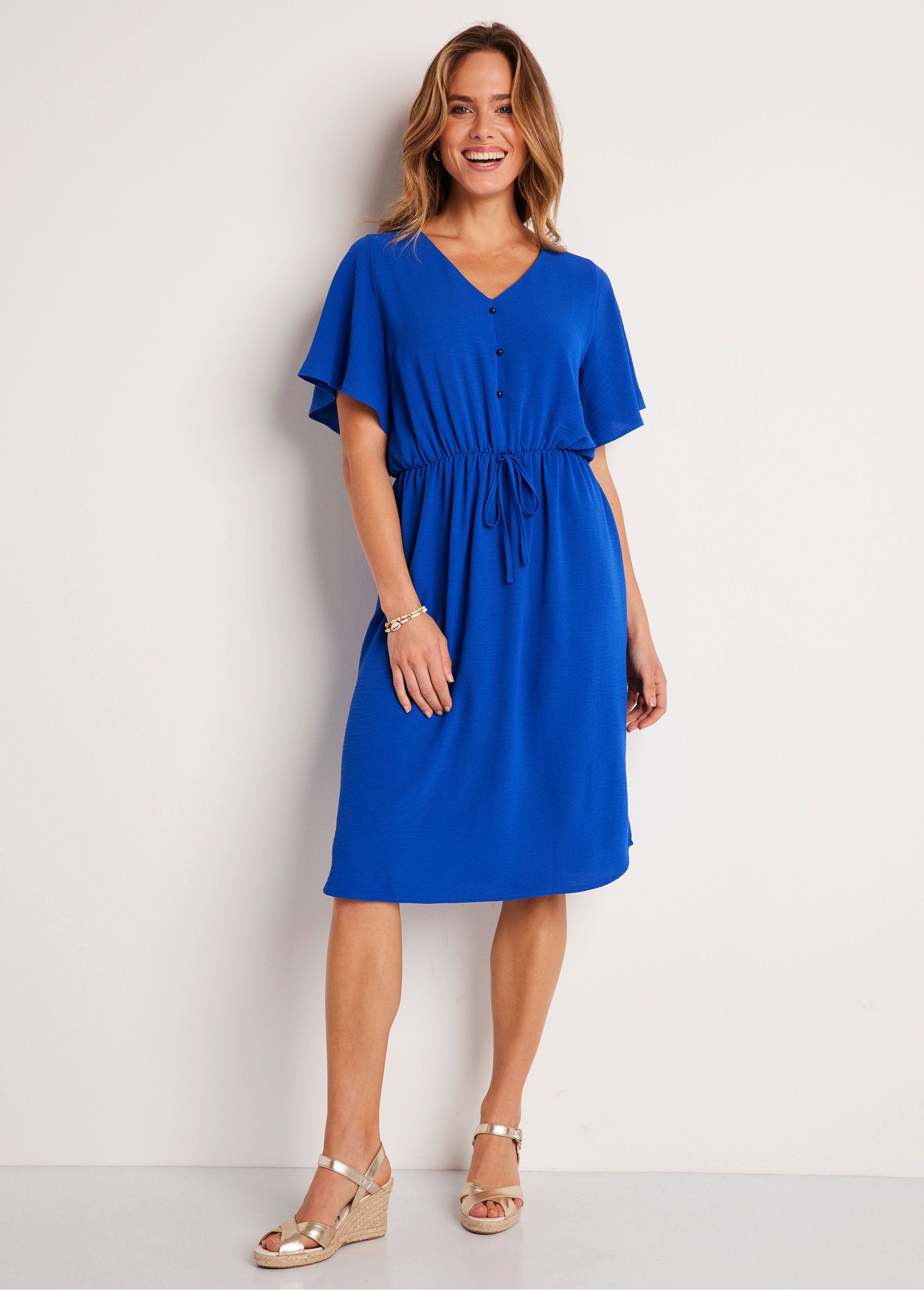 Short_plain_flared_dress_Blue_FA1_slim