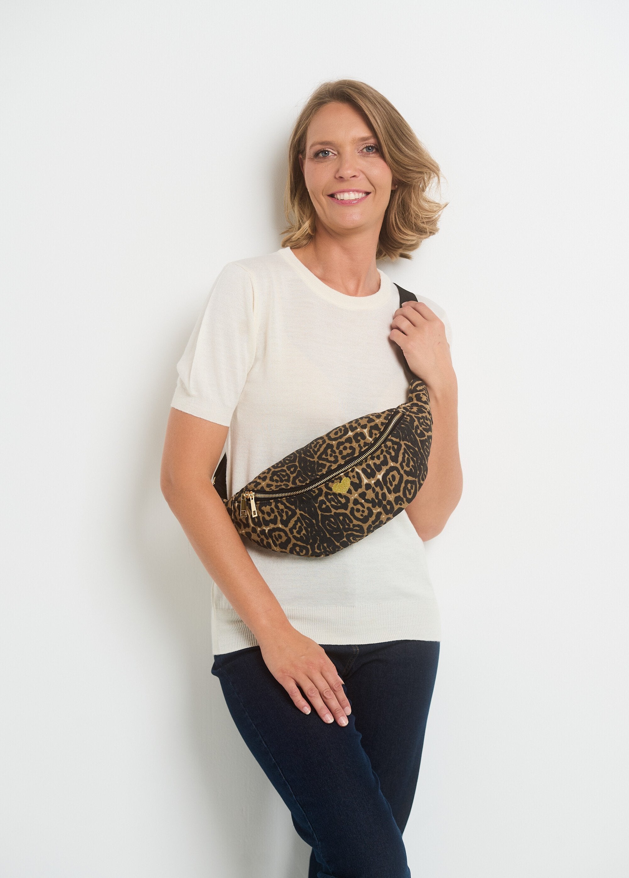 Sac_banane_zippé_imprimé_animalier_Leopard_FA2_slim