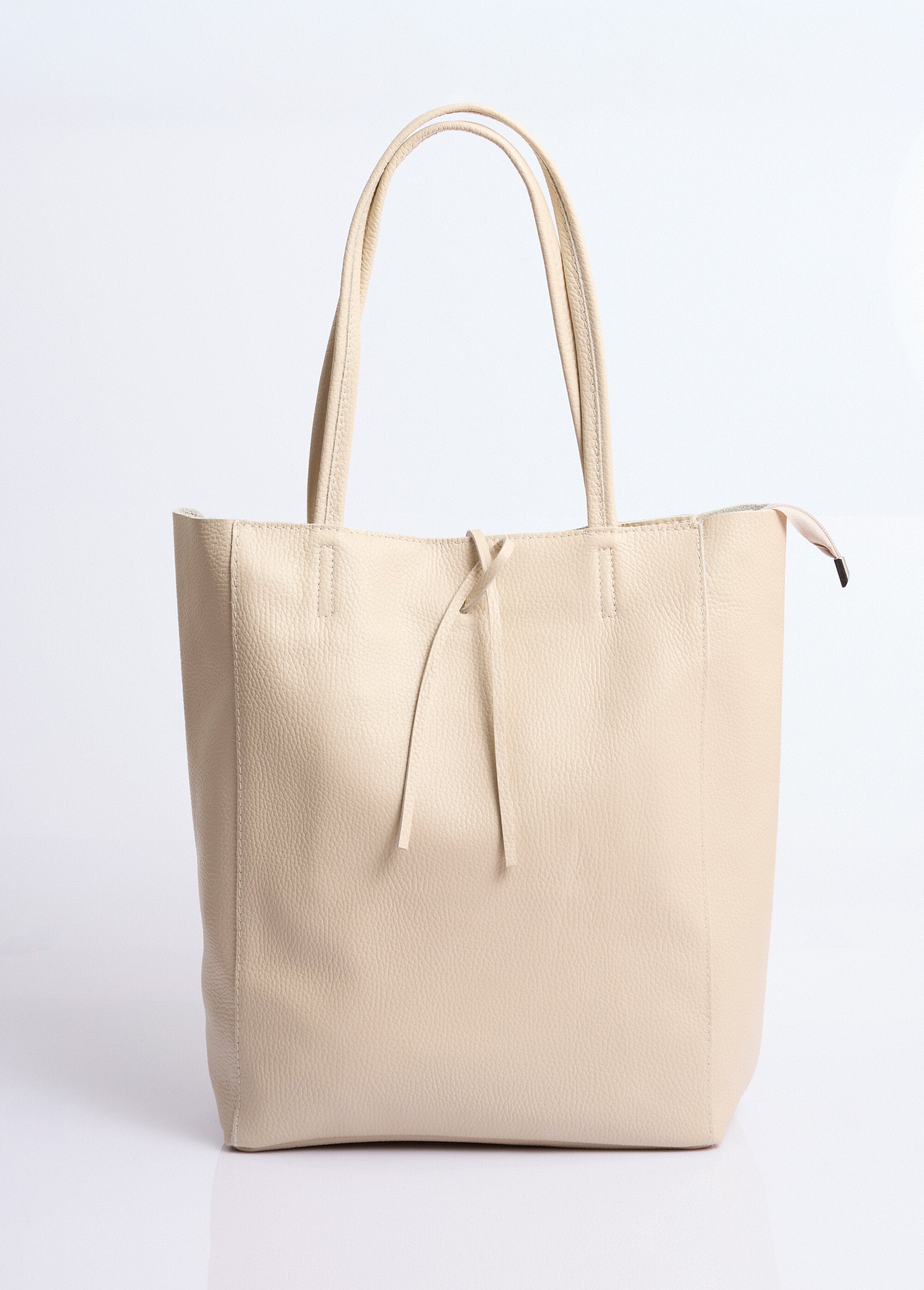 Genuine_leather_shopping_bag_Beige_DE1_slim