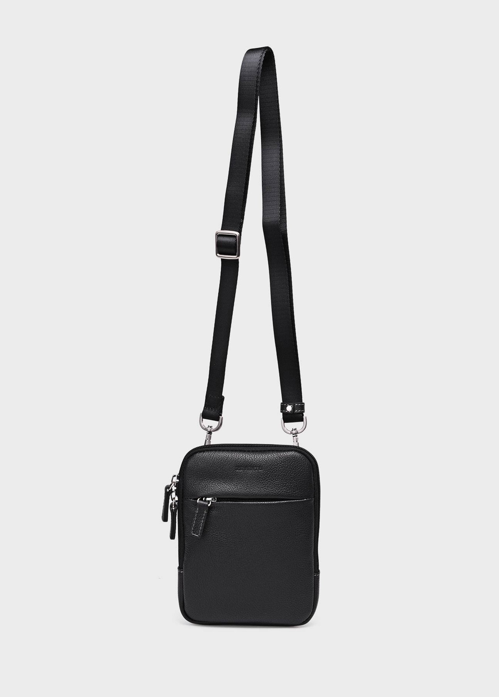 Men's_zipped_leather_bag_Black_FA1_slim