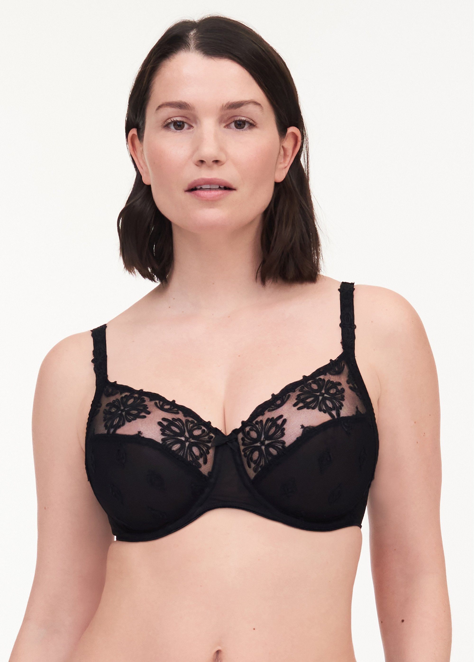 Chantelle®_-_Very_enveloping_underwired_bra_Black_FA1_slim