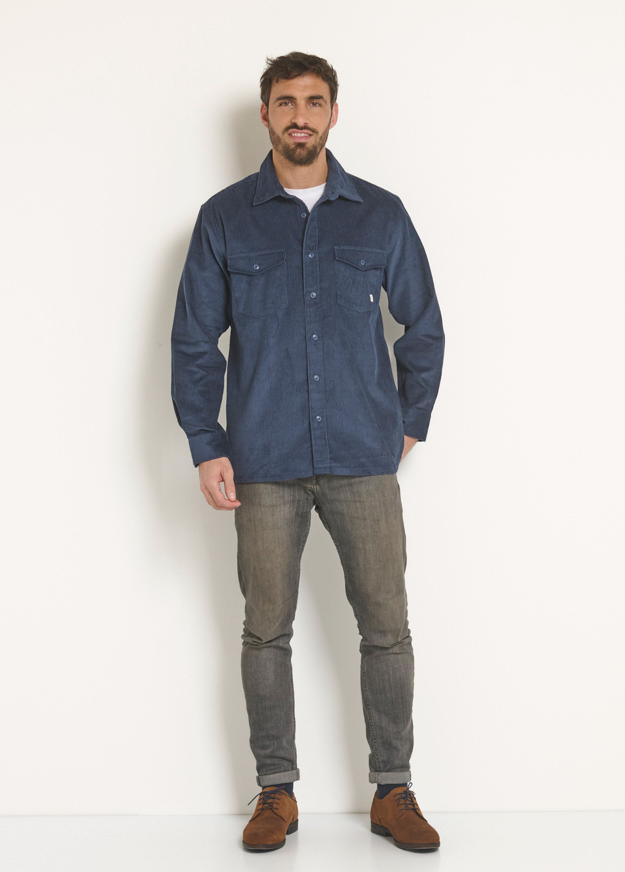 Warm_fine_ribbed_velvet_overshirt_Marine_SF1_slim