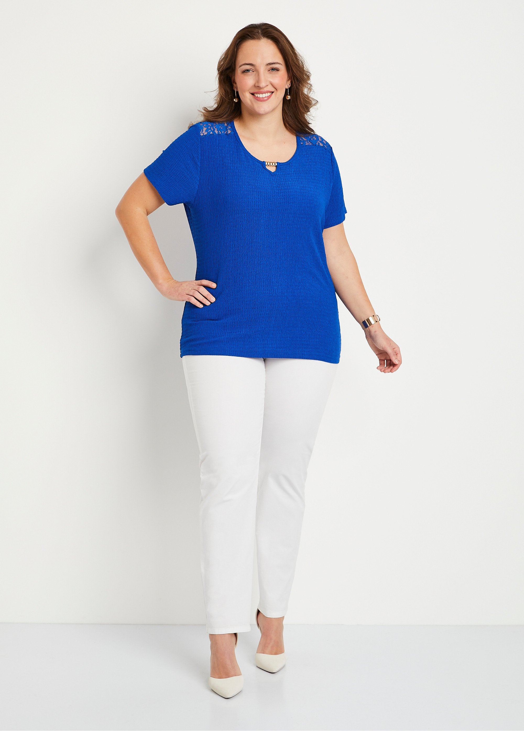 Short_lace_t-shirt_Cobalt_blue_SF1_curvy