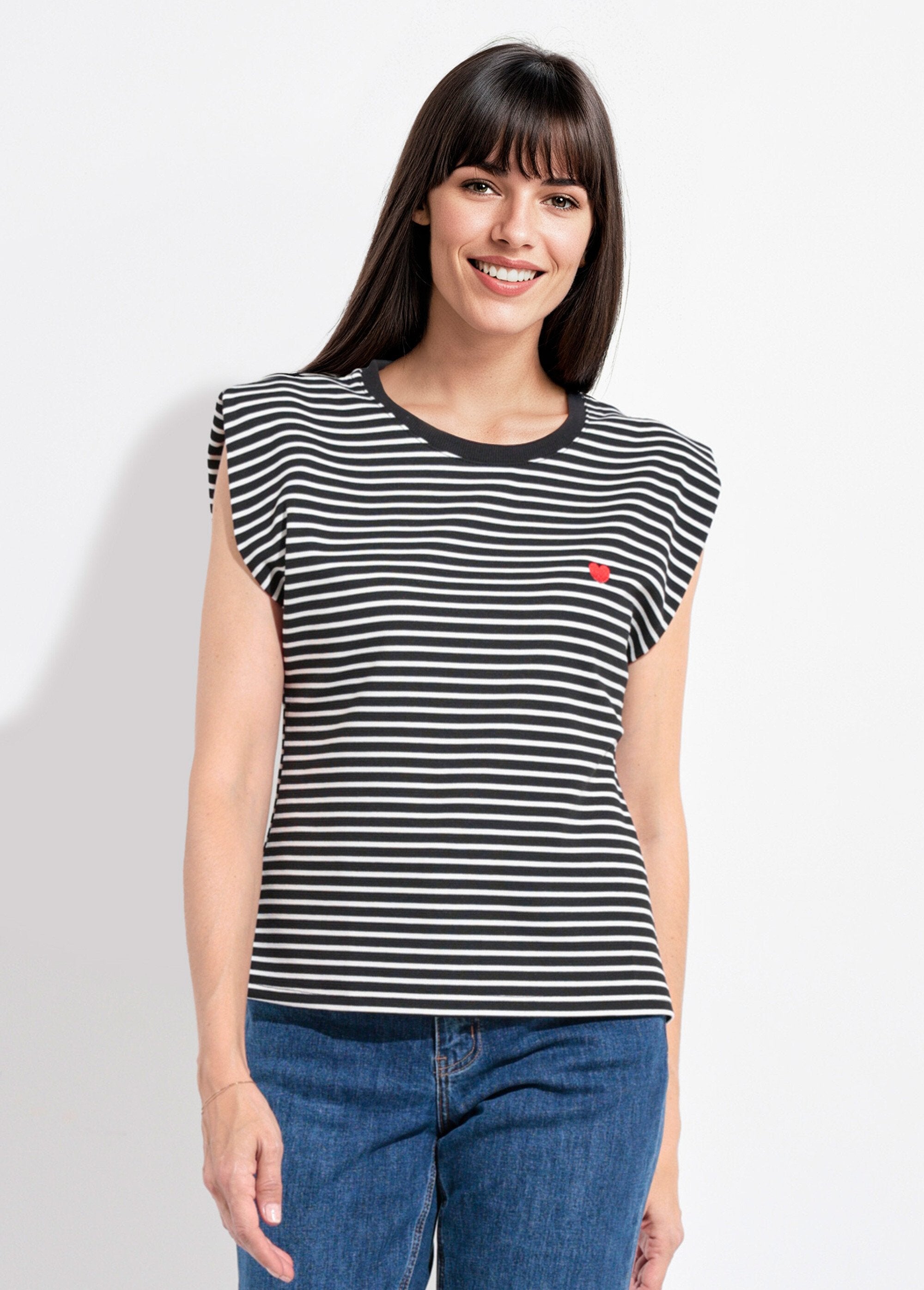 Striped_embossed_t-shirt_with_kimono_sleeves_Black_and_white_stripe_FA1_slim