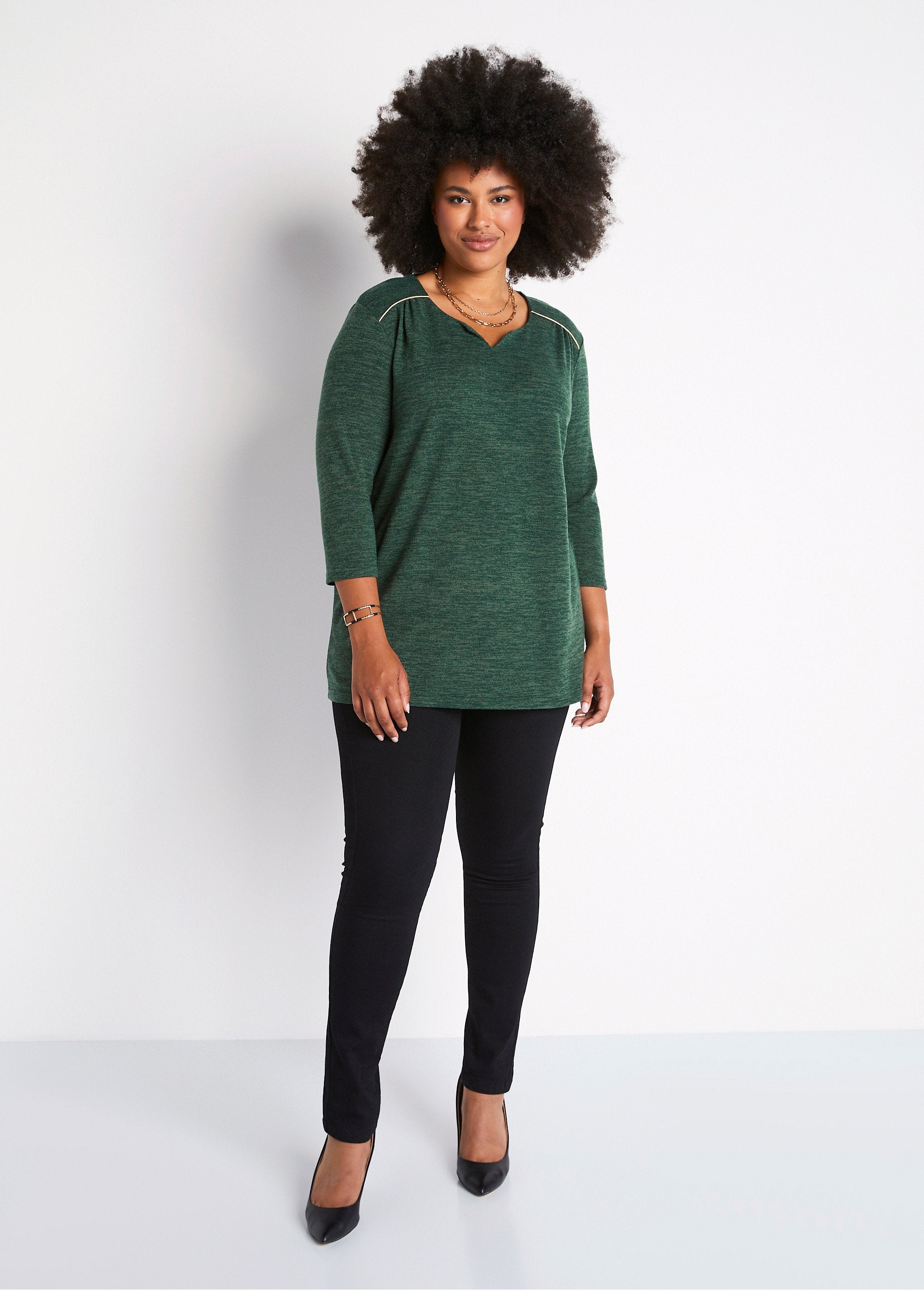 Long_flared_t-shirt_with_3/4_sleeves_and_round_neck_Plain_green_SF1_curvy