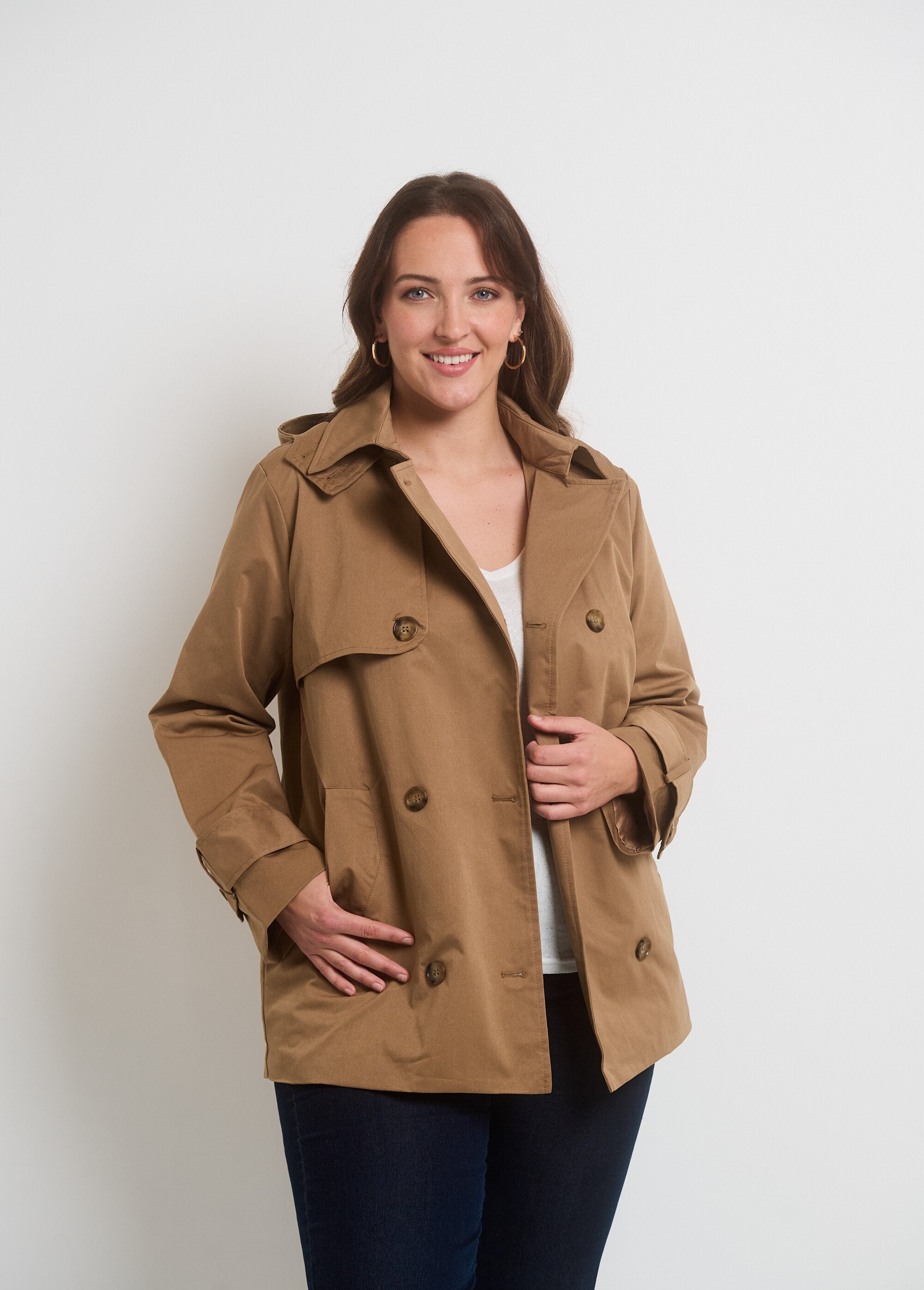 Double-breasted_hooded_trench_coat_Beige_FA2_curvy