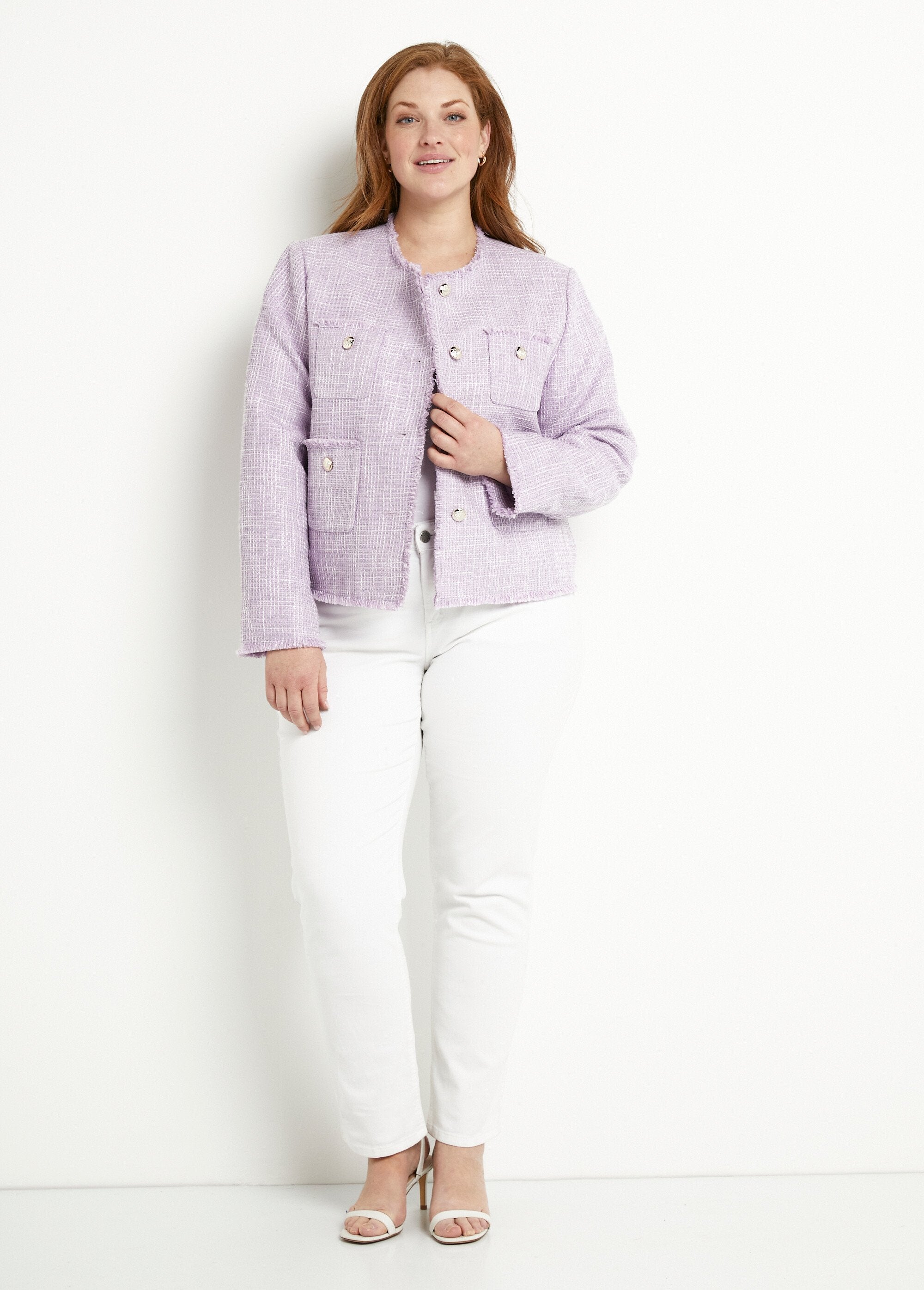 Short_buttoned_collarless_jacket_in_plain_woven_fabric_Parma_SF1_curvy